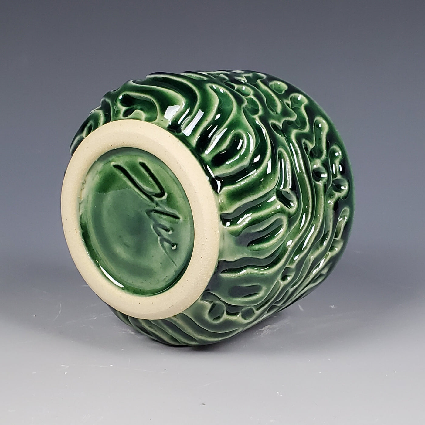 Wavy Cup in Oribe