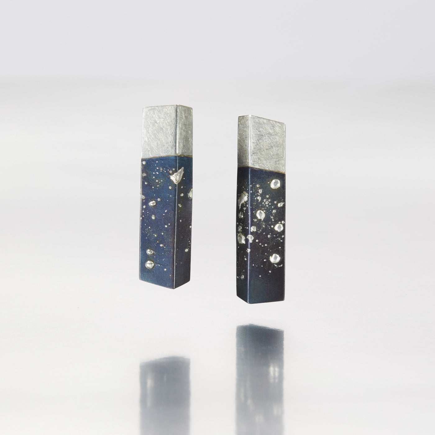 Columnar Earrings