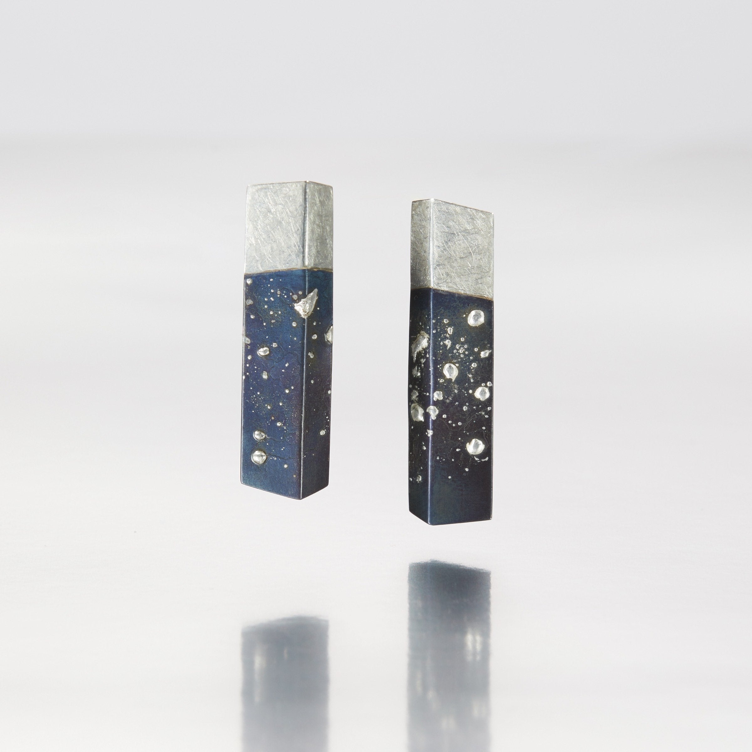 Columnar Earrings