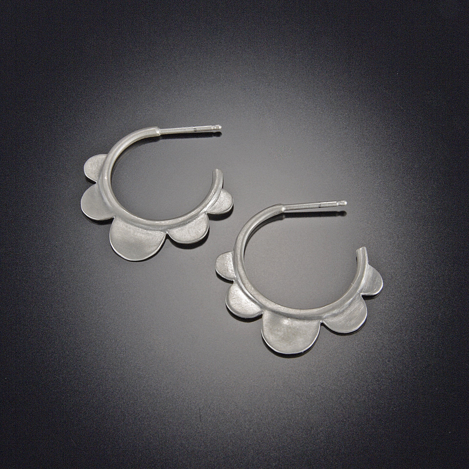 Scallop Hoops