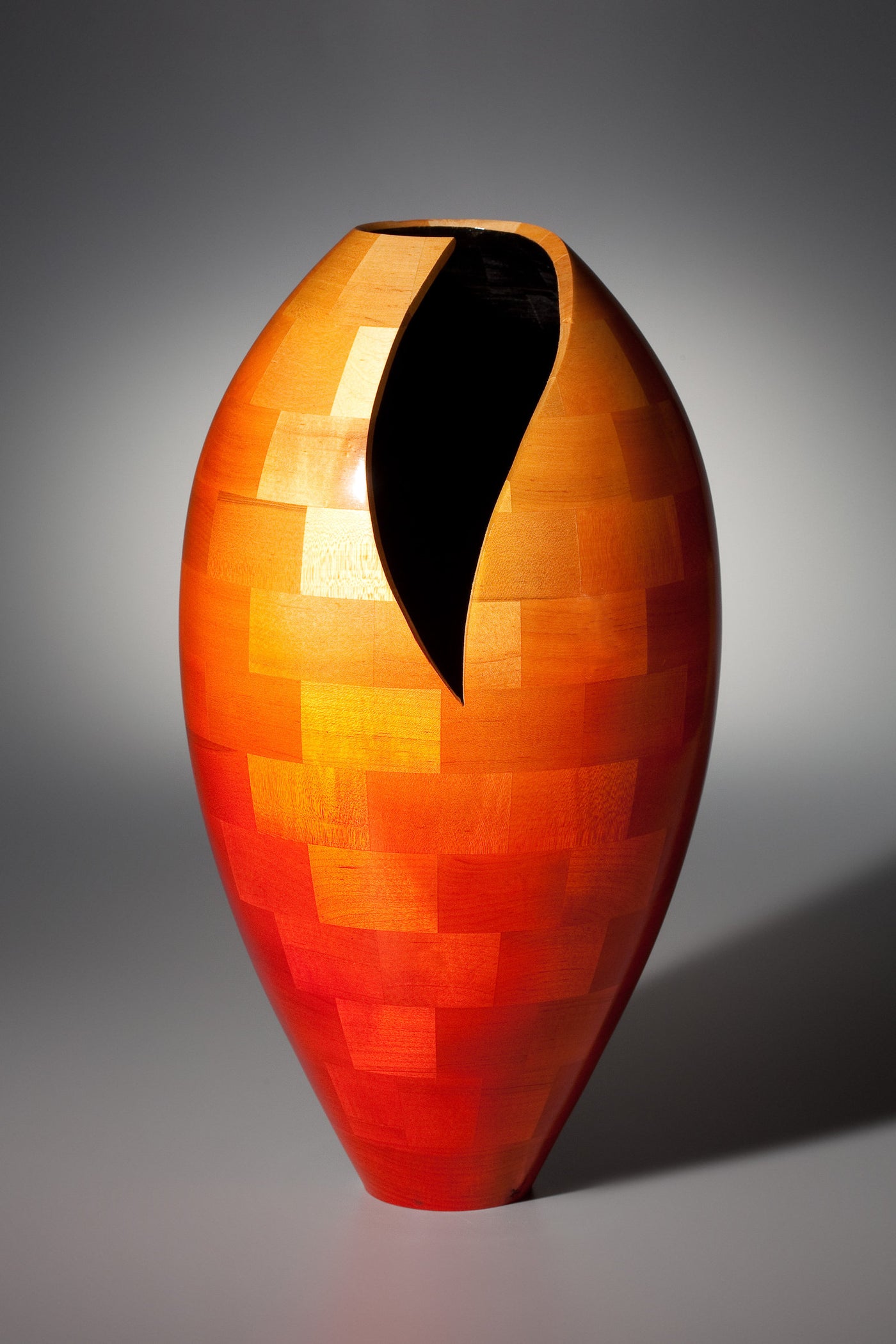 Medium Deep Vee Vase