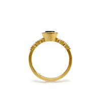Oval Montana Sapphire Westport Ring