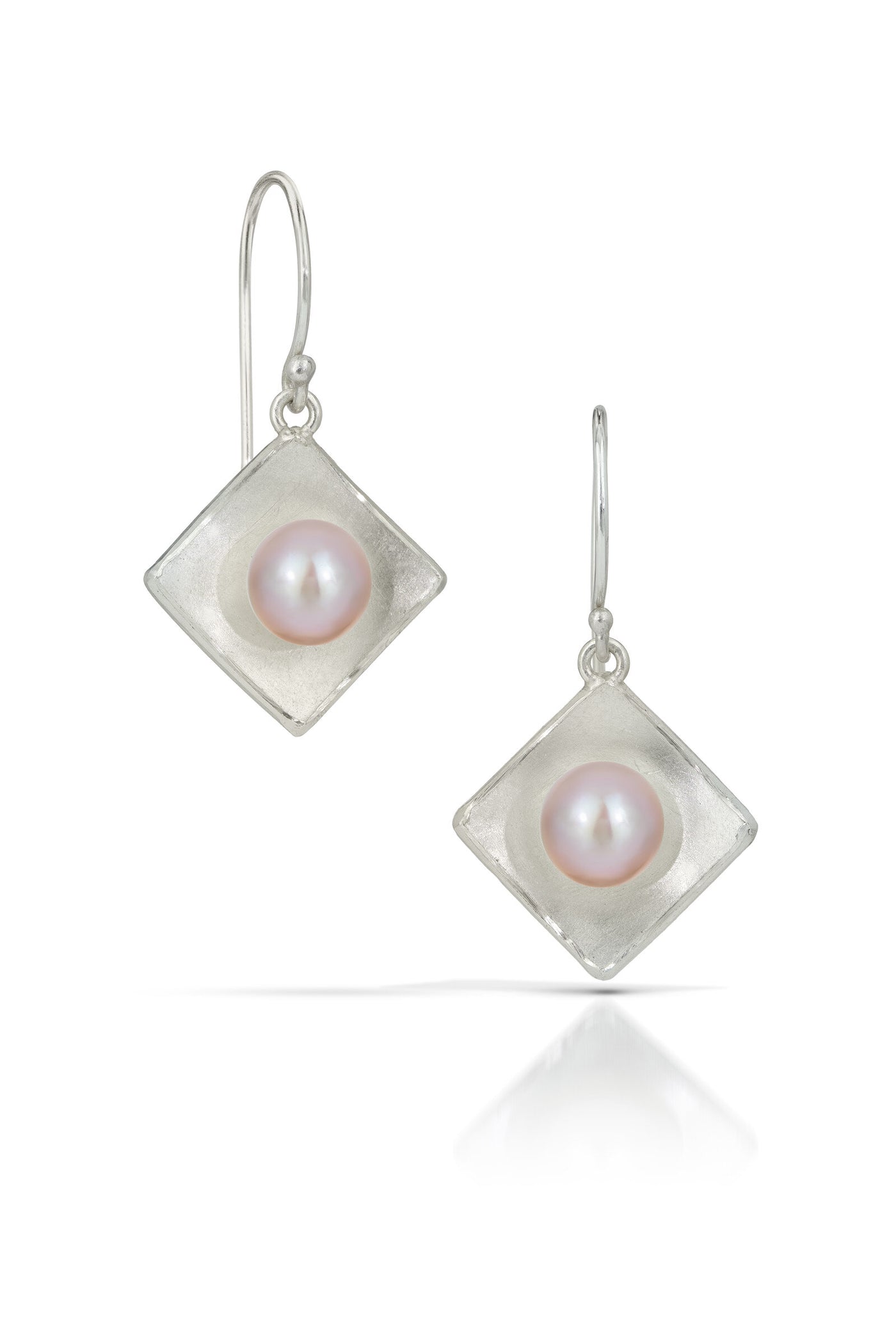 Natural Pearl, Large