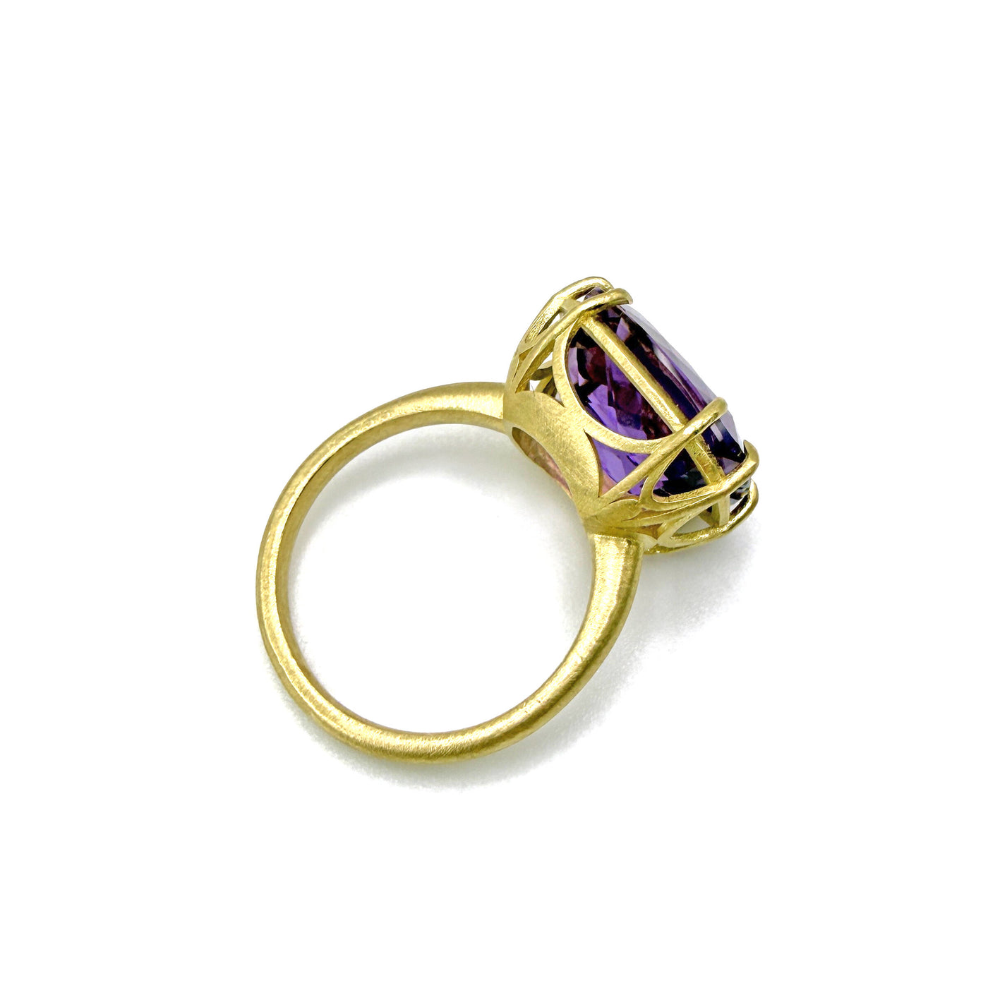 Cushion-Cut Amethyst Aqueduct Ring