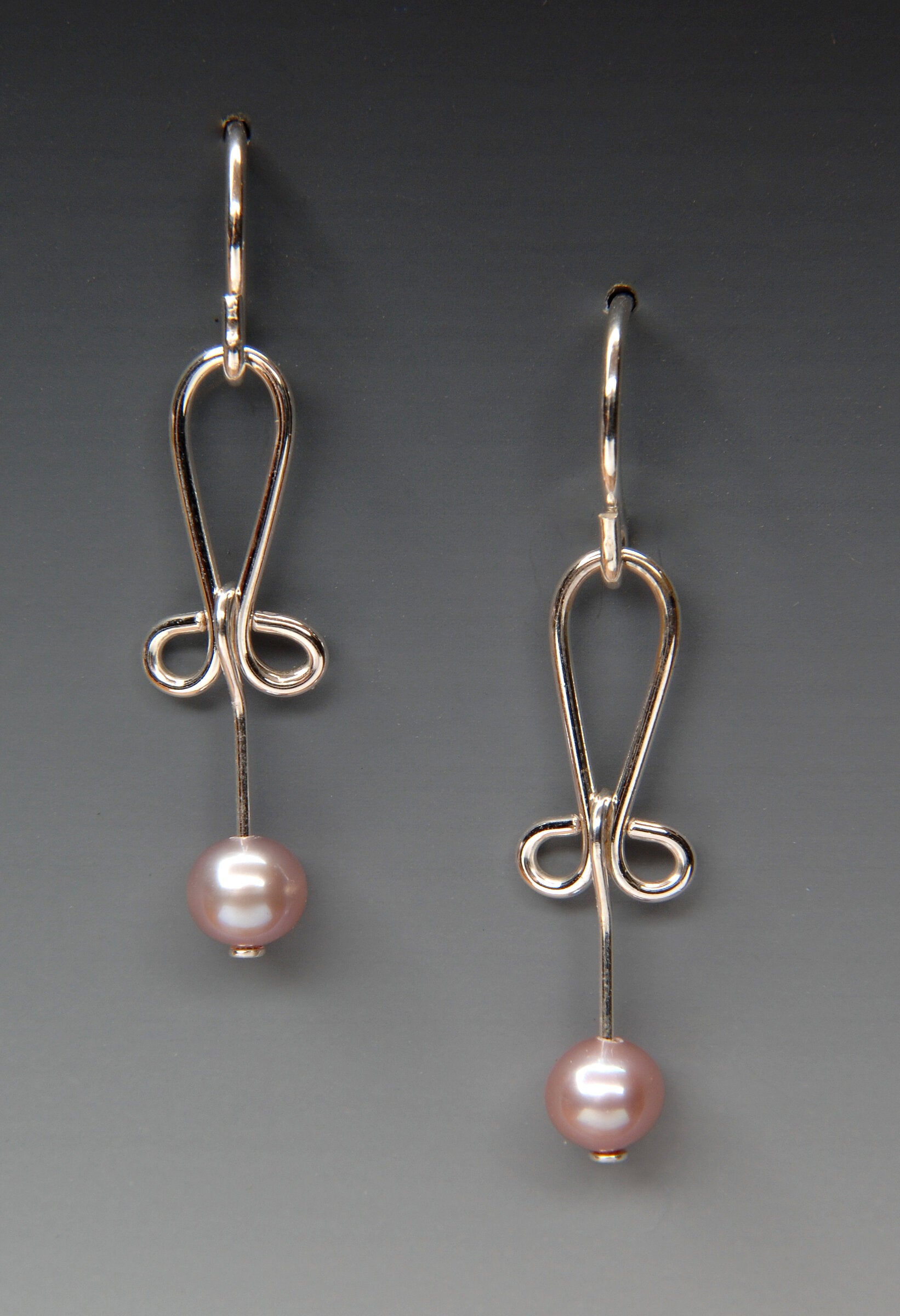 Long Tulip Mauve Earrings