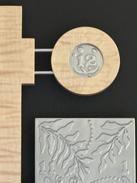 Alice in Wonderful, Fragment 33 Wall Clock