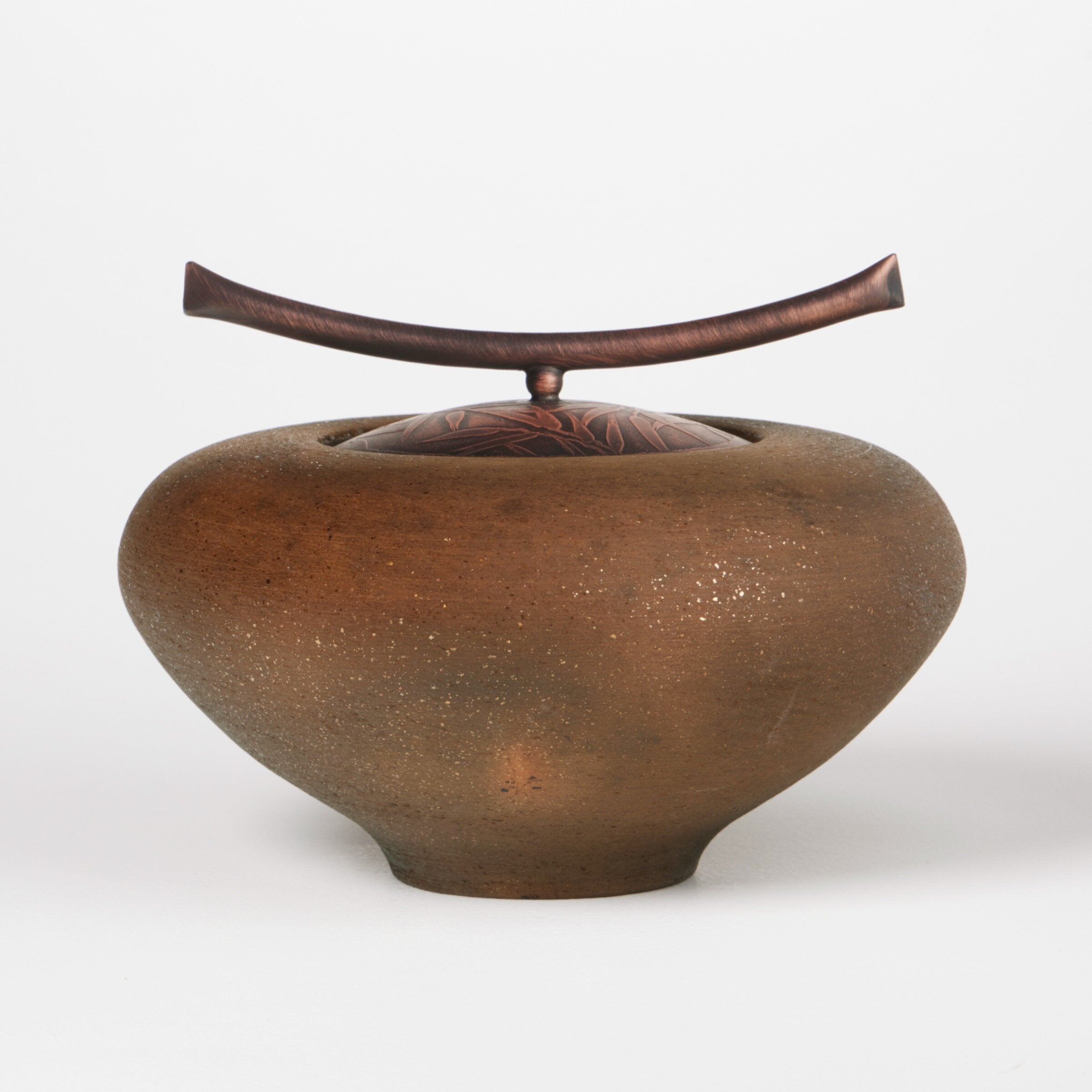 Mica Leaf and Vine Low Vessel