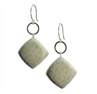 Celery with short lines