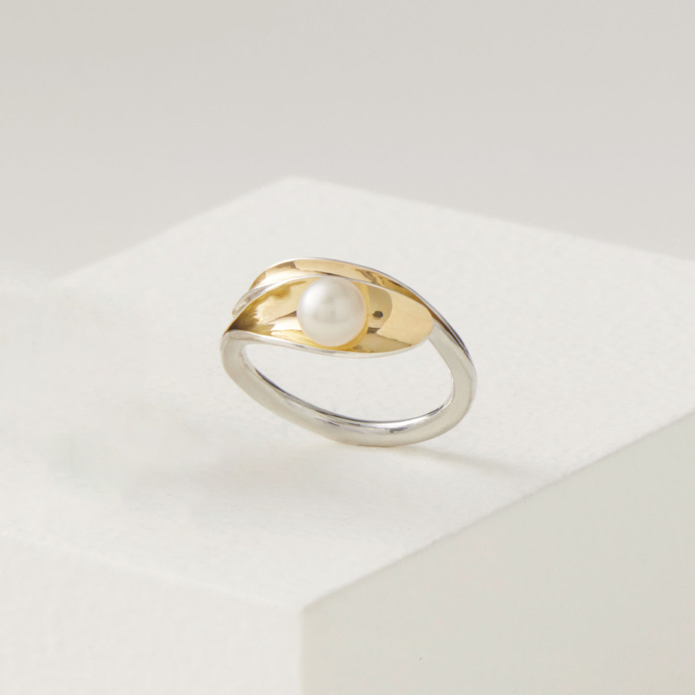 Leaves with Pearl Ring