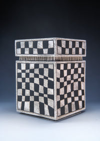 SQUARED BOX