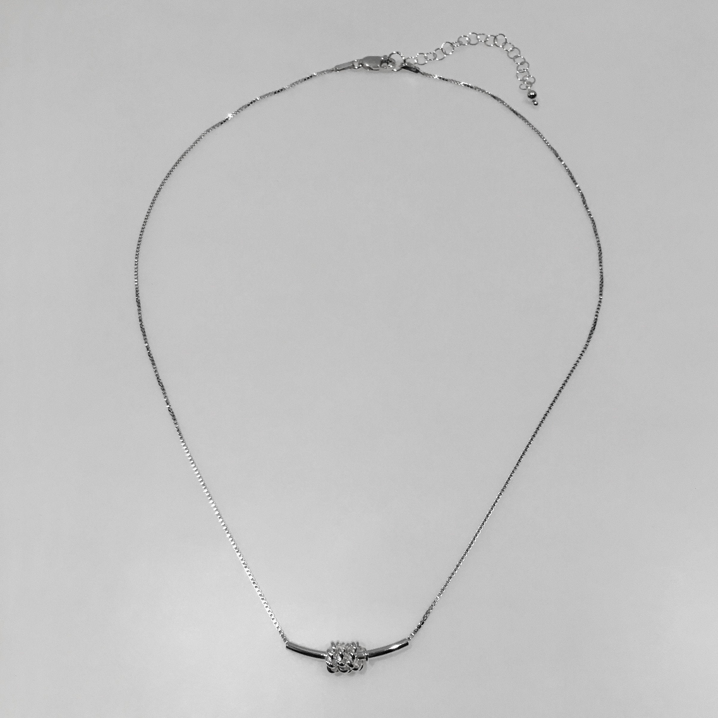 Tube Bar Necklace with Spinning Rings
