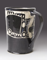 Giraffe in the City Mug