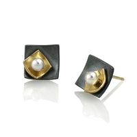 Moire Mini Square Studs with Pearls