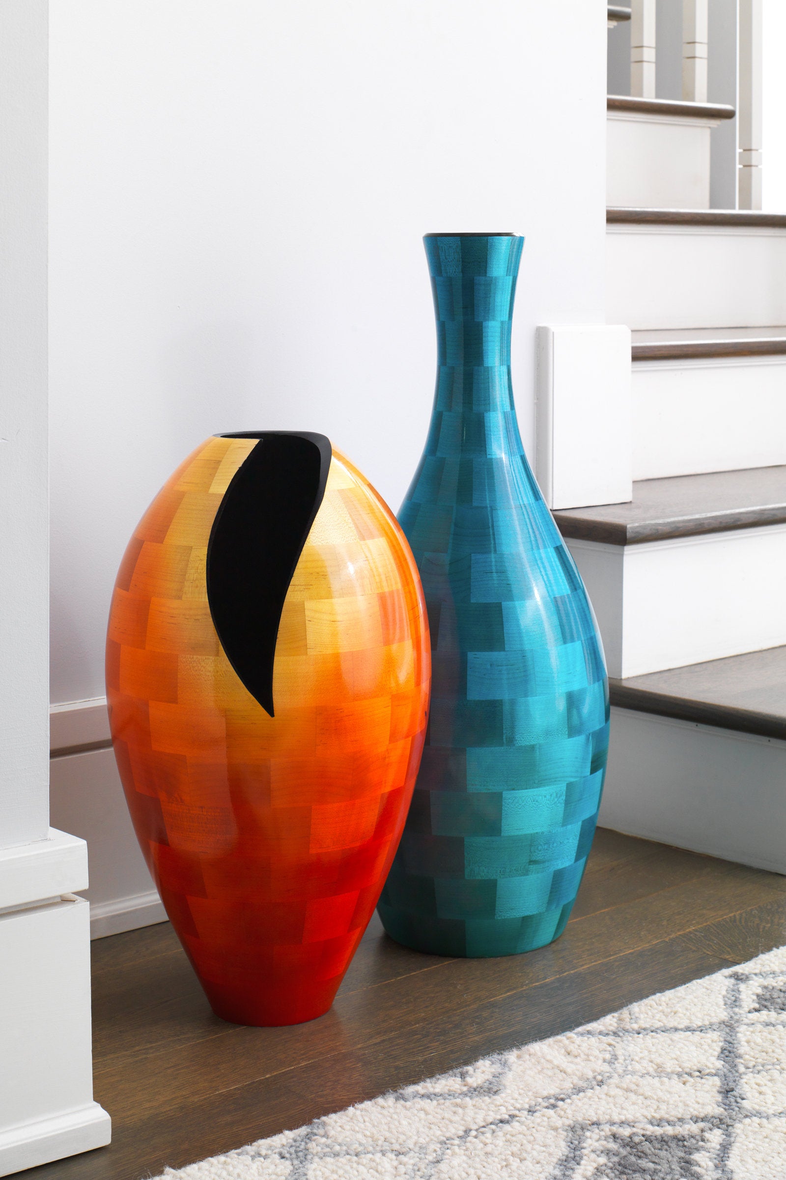 Medium Deep Vee Vase