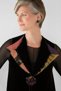 button detail