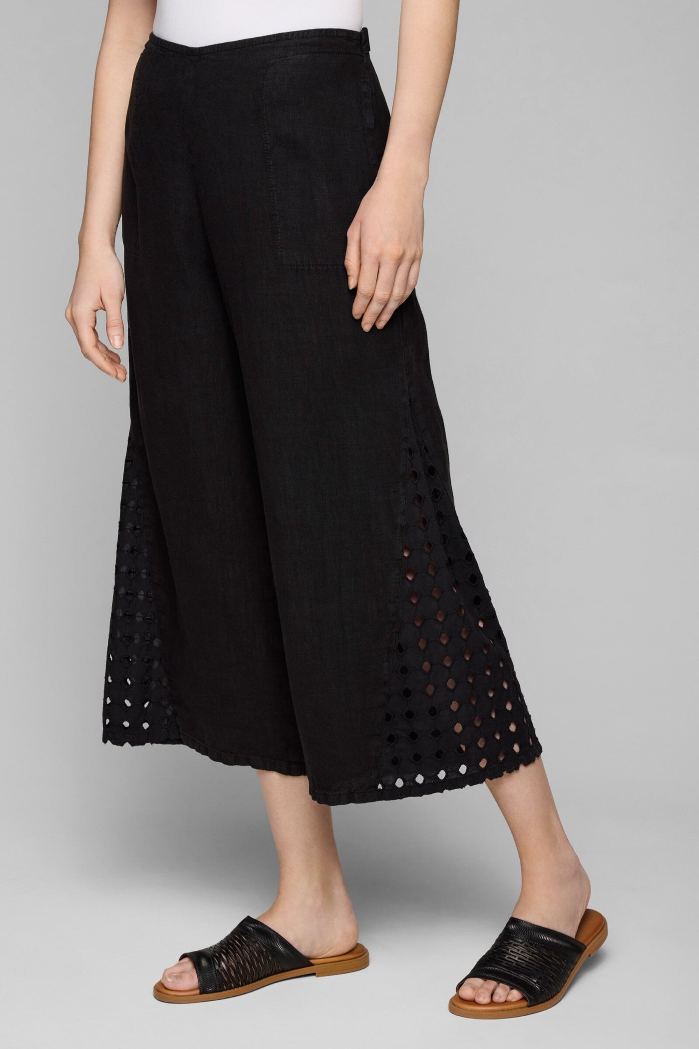 Eyelet Inset Pant