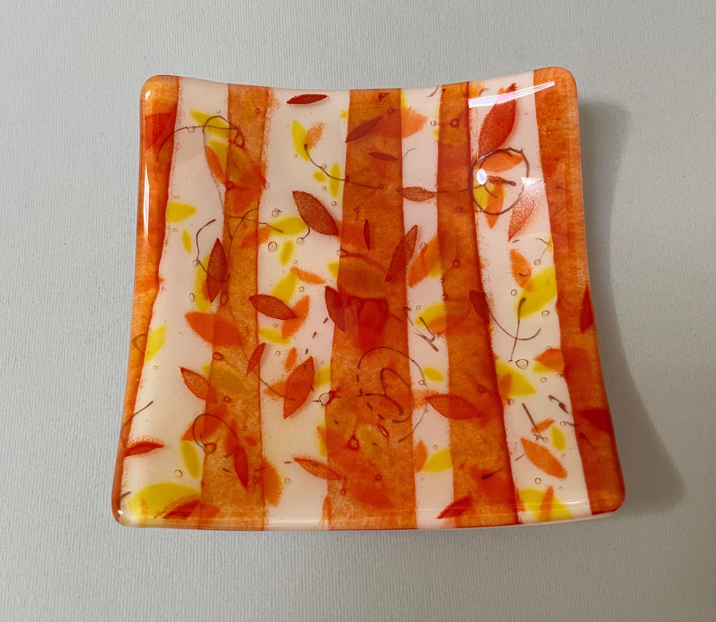 Red Leaves Dish