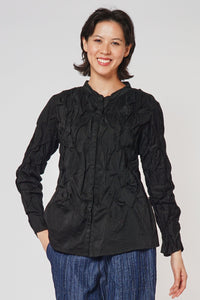 MMTS Holiday 2026 Wavy Tuck Band Collar Shirt
