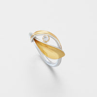 Two Leaves Ring with Diamond