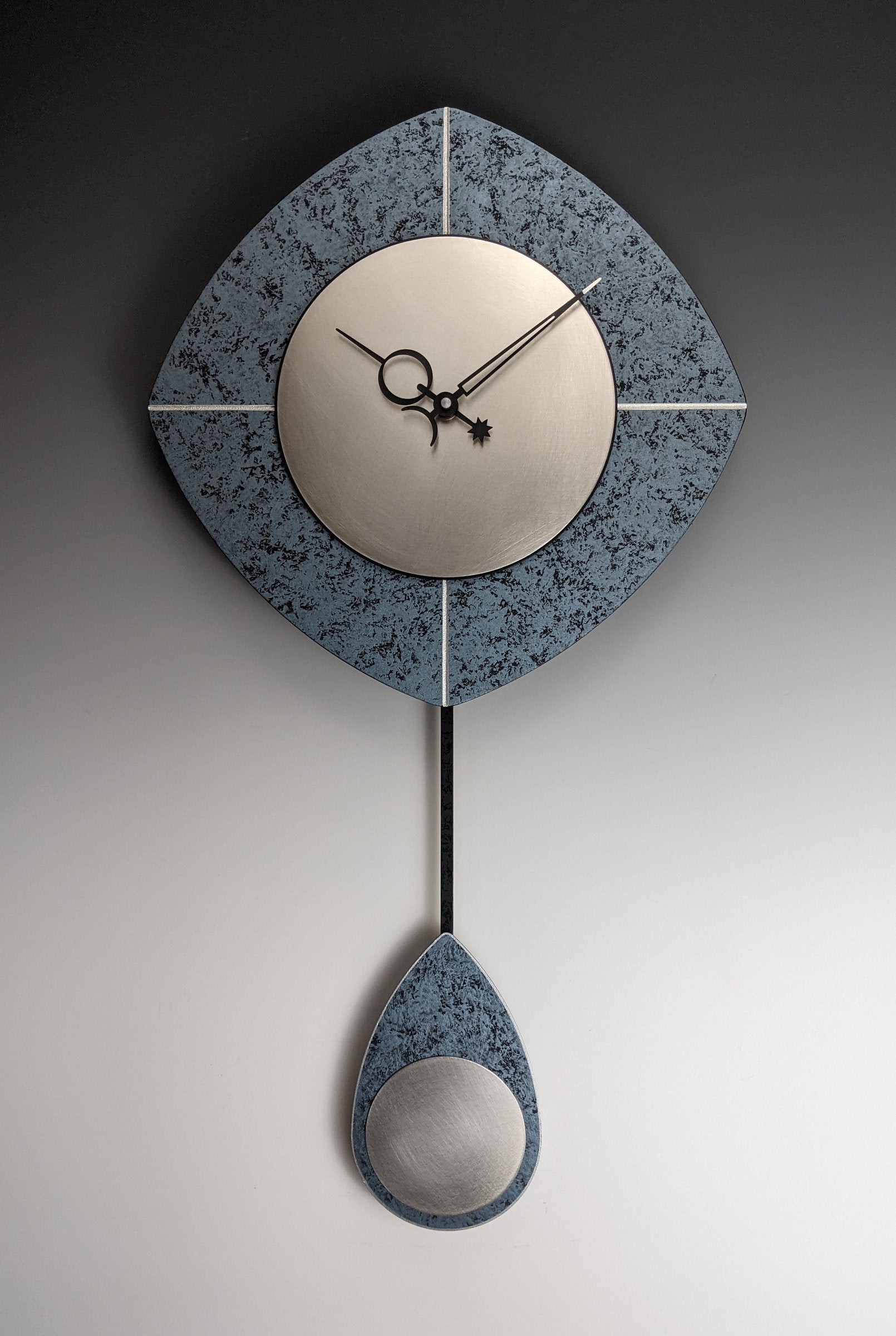 Blue & Silver L-Drop Pendulum Clock
