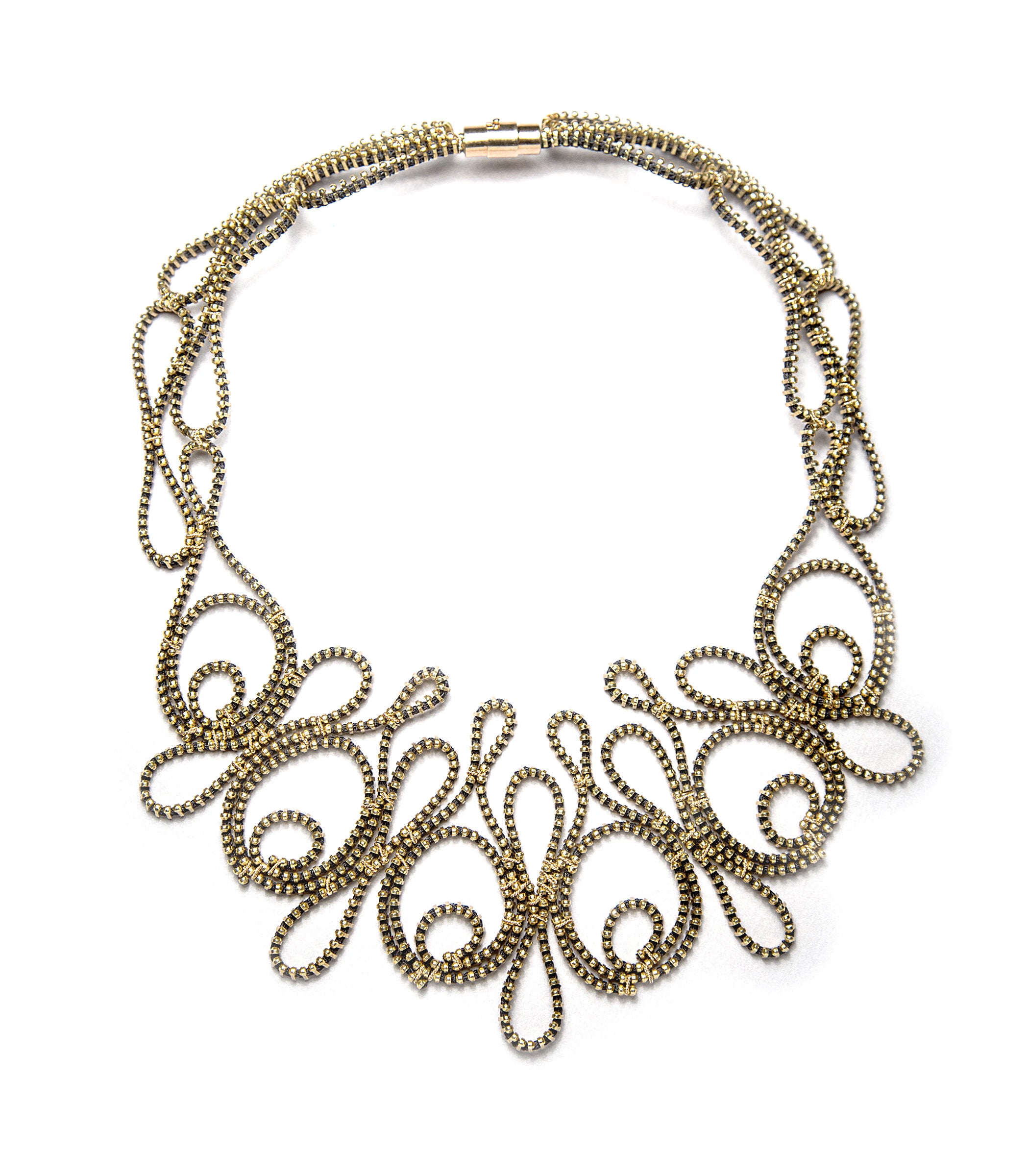 Lace Tiara Zipper Necklace III