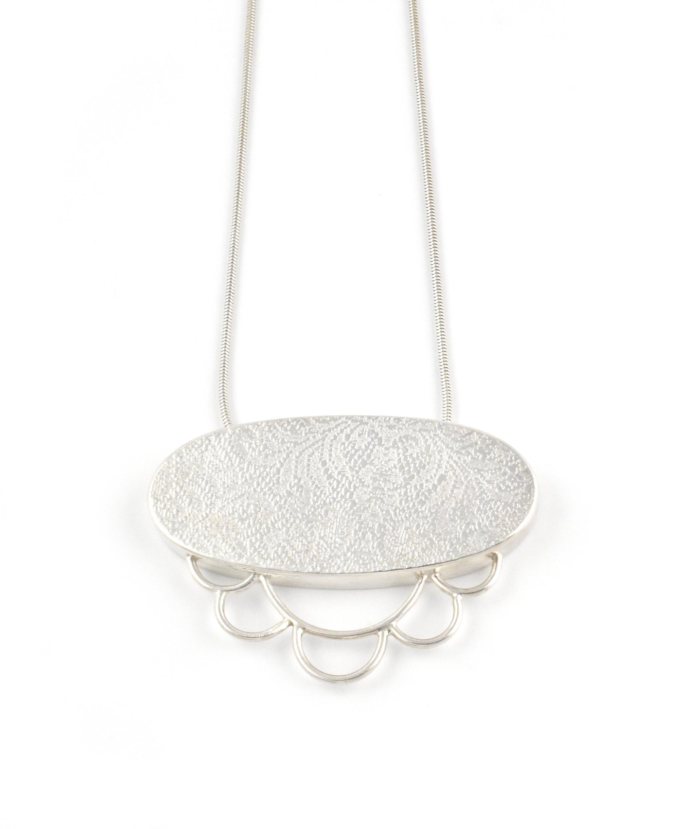 Pattern Oval Necklace