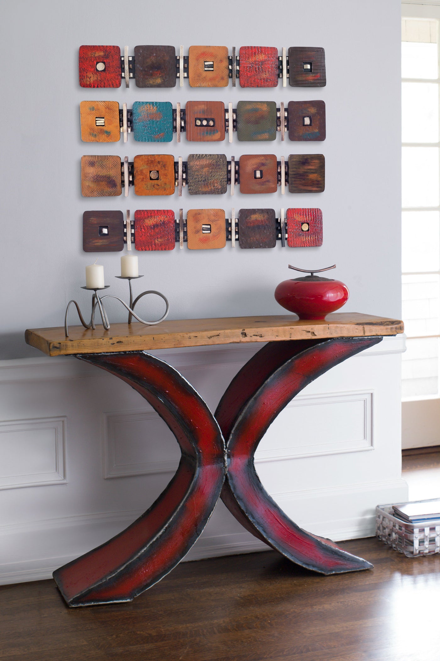 top to bottom: red, teal, earth, red