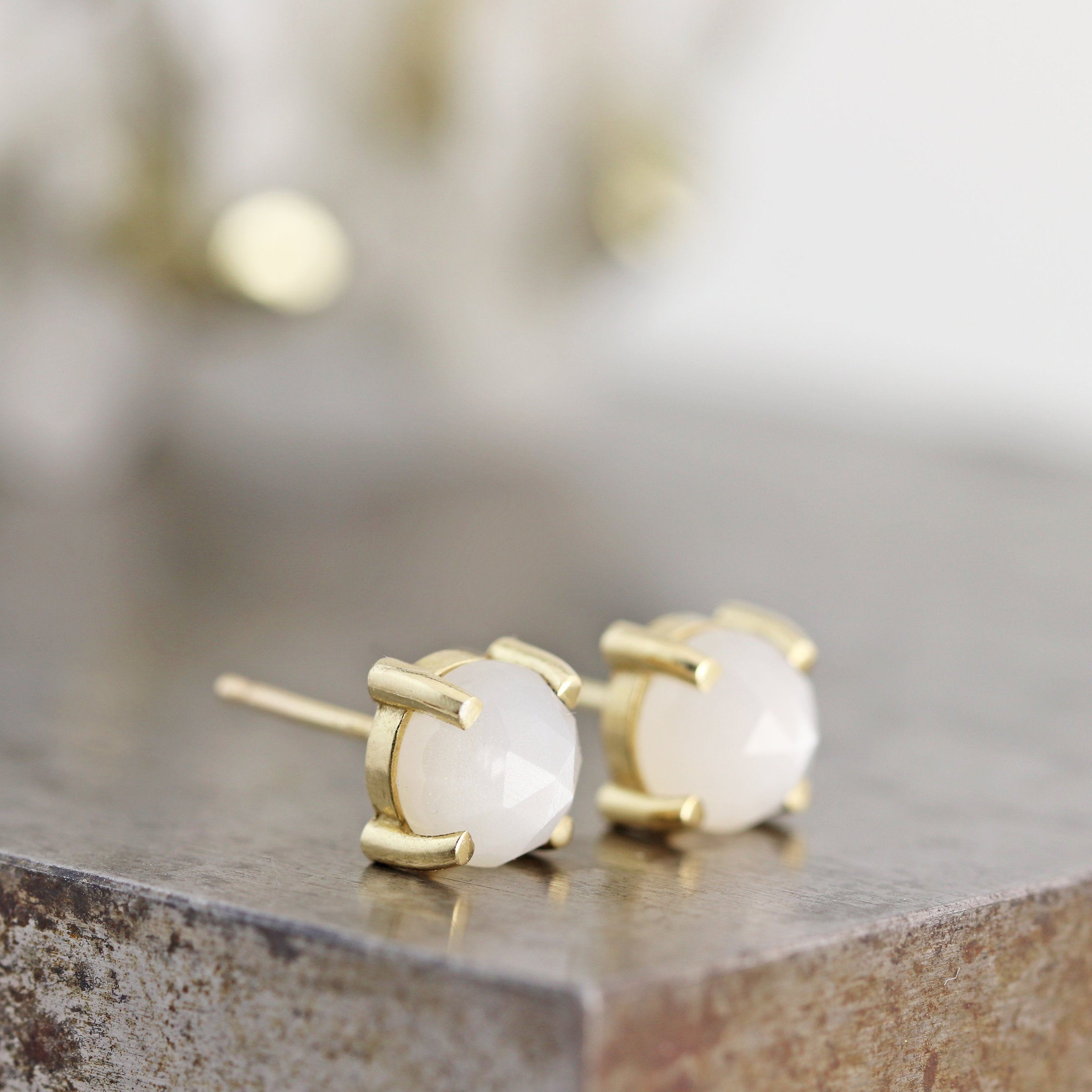 14k Yellow Gold and White Moonstones Stud Earrings