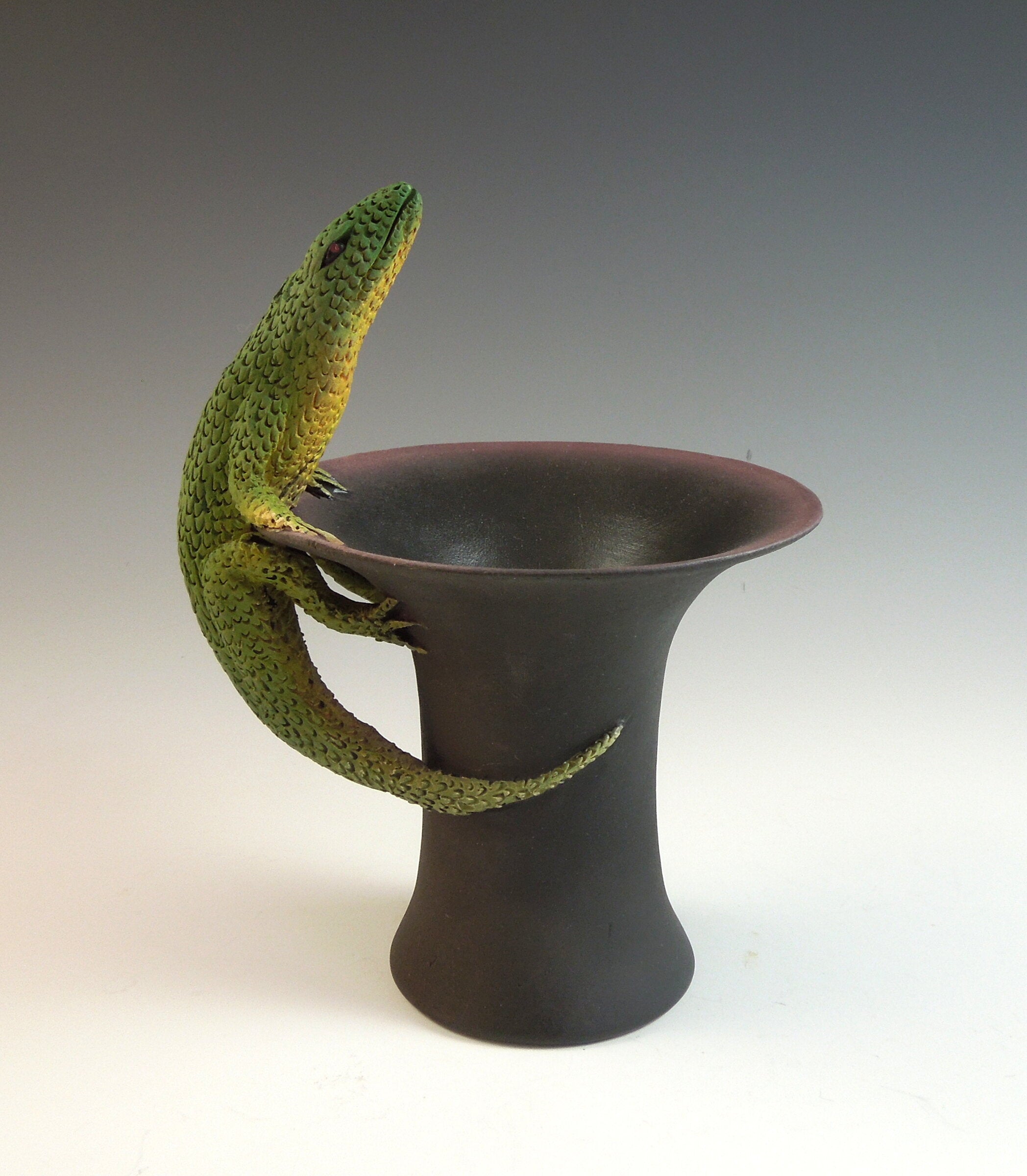 Lizard Tophat Bowl