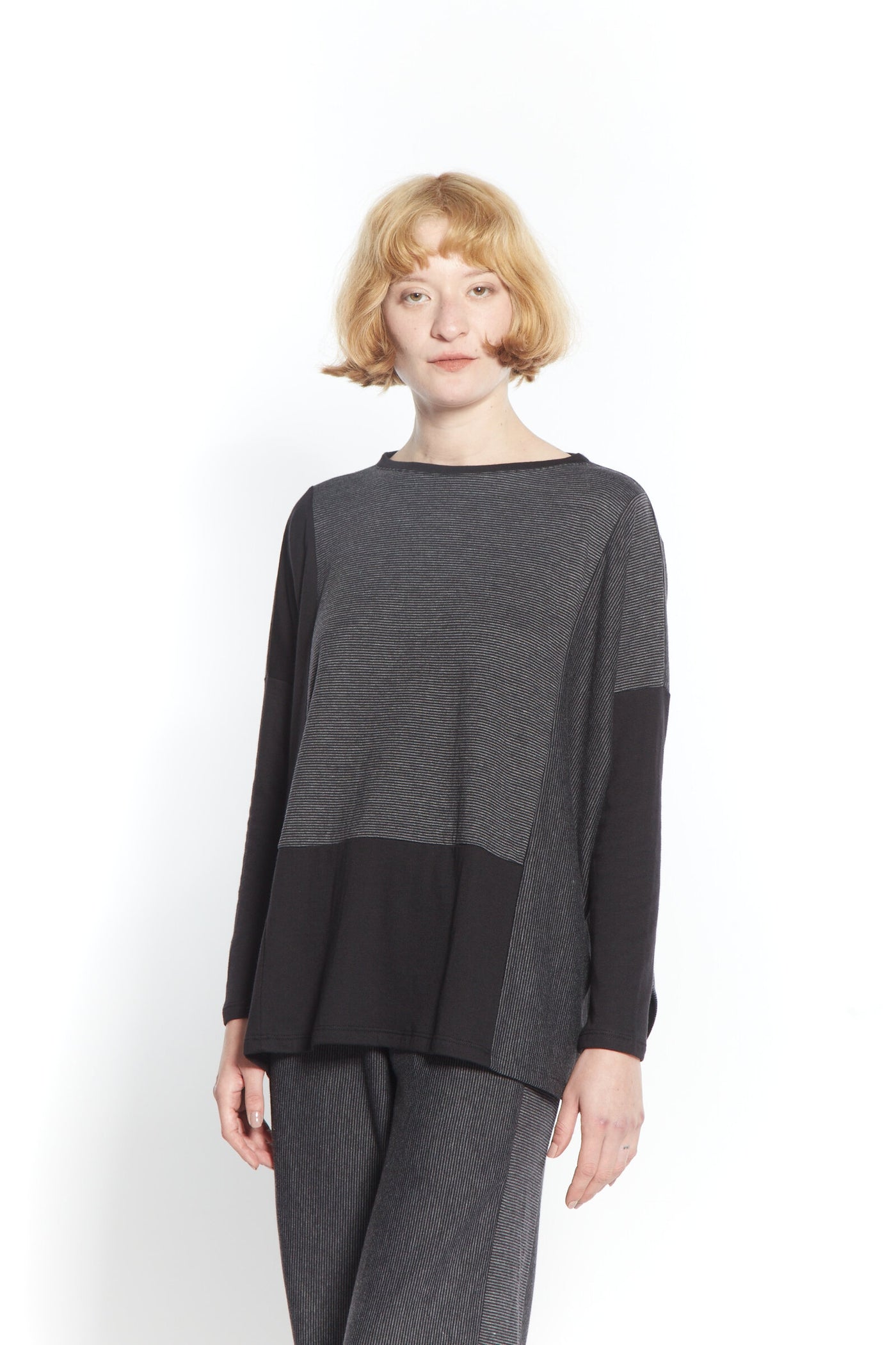 Gray/Black Stripe