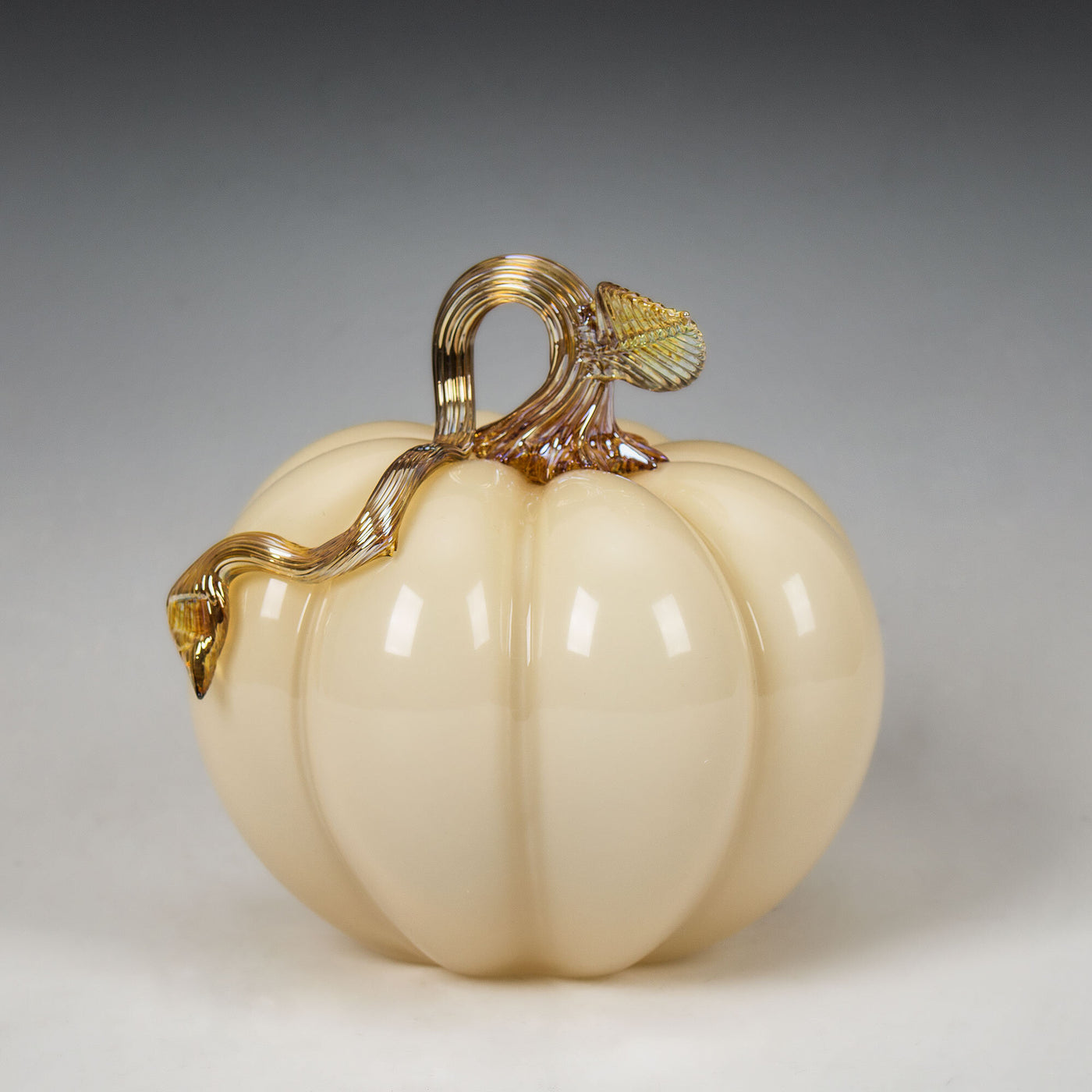 medium ivory pumpkin