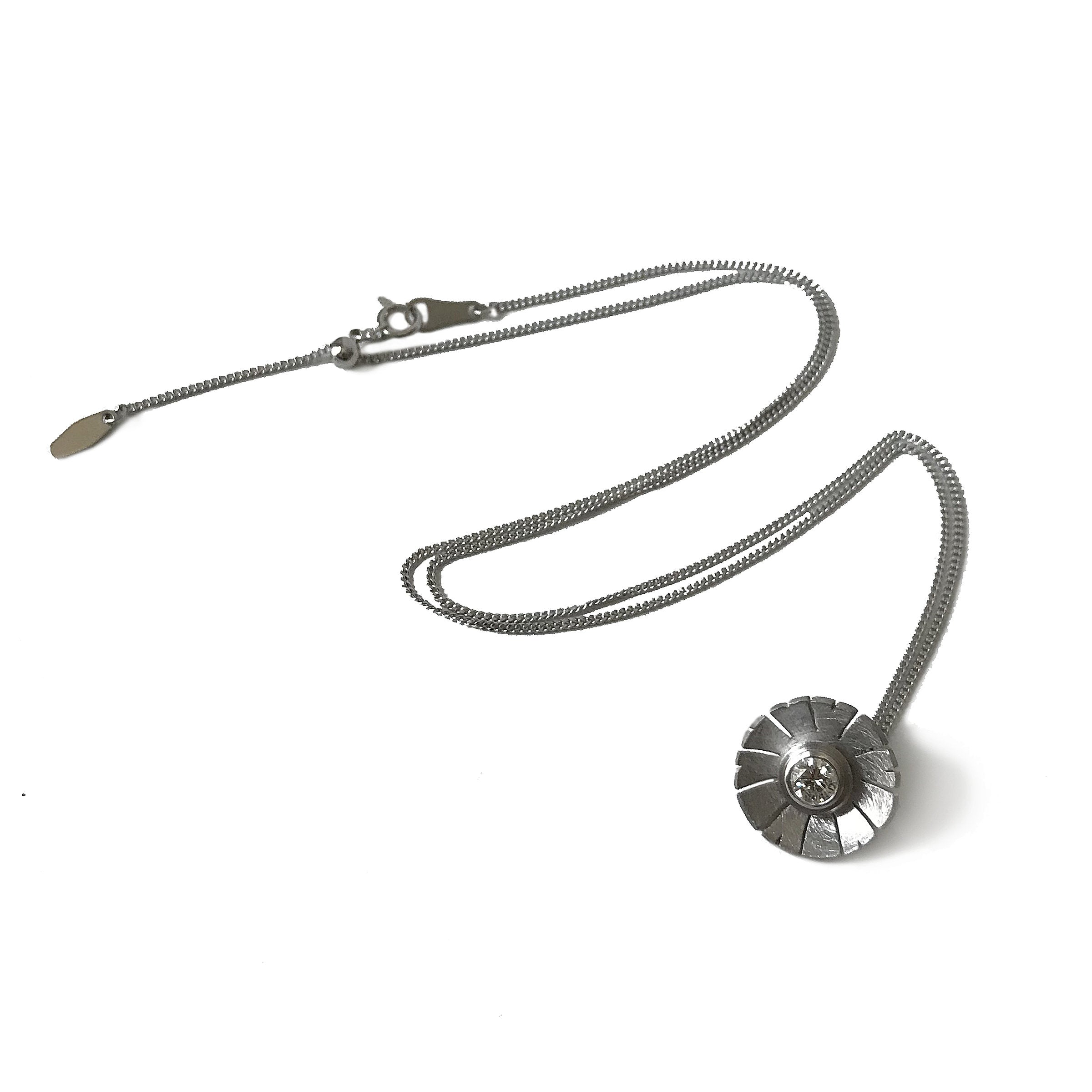 Series 39/8 Flower Pendant