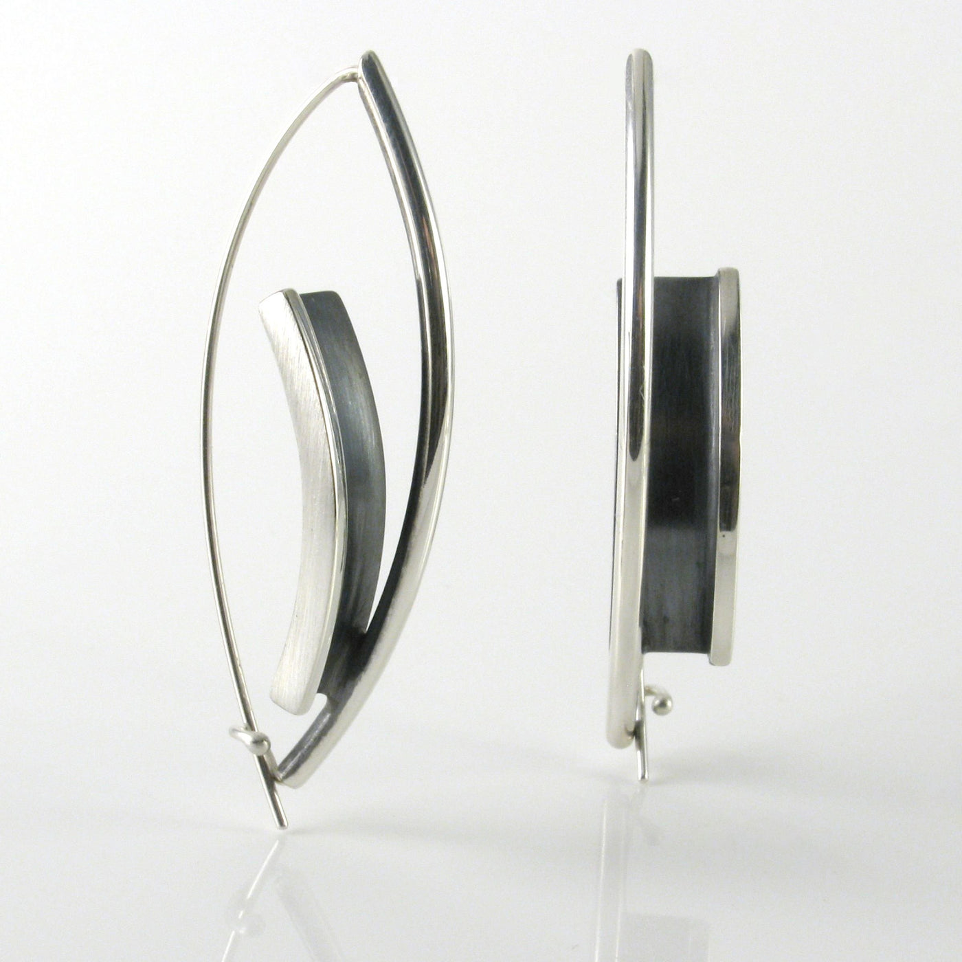 Curved Vertical Earrings