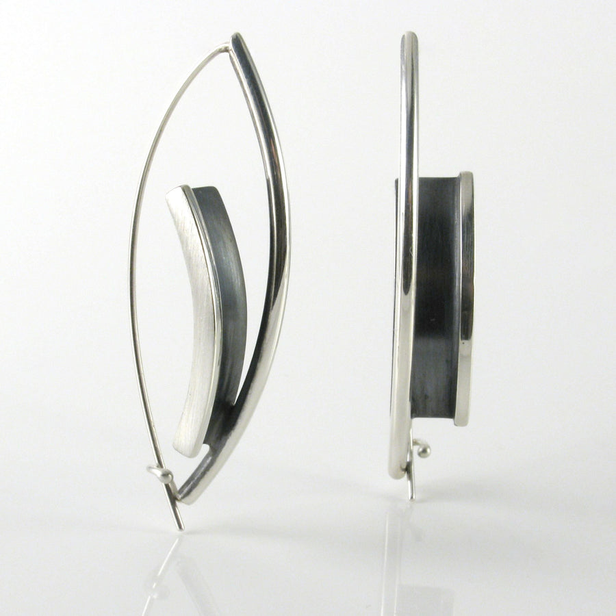 Curved Vertical Earrings