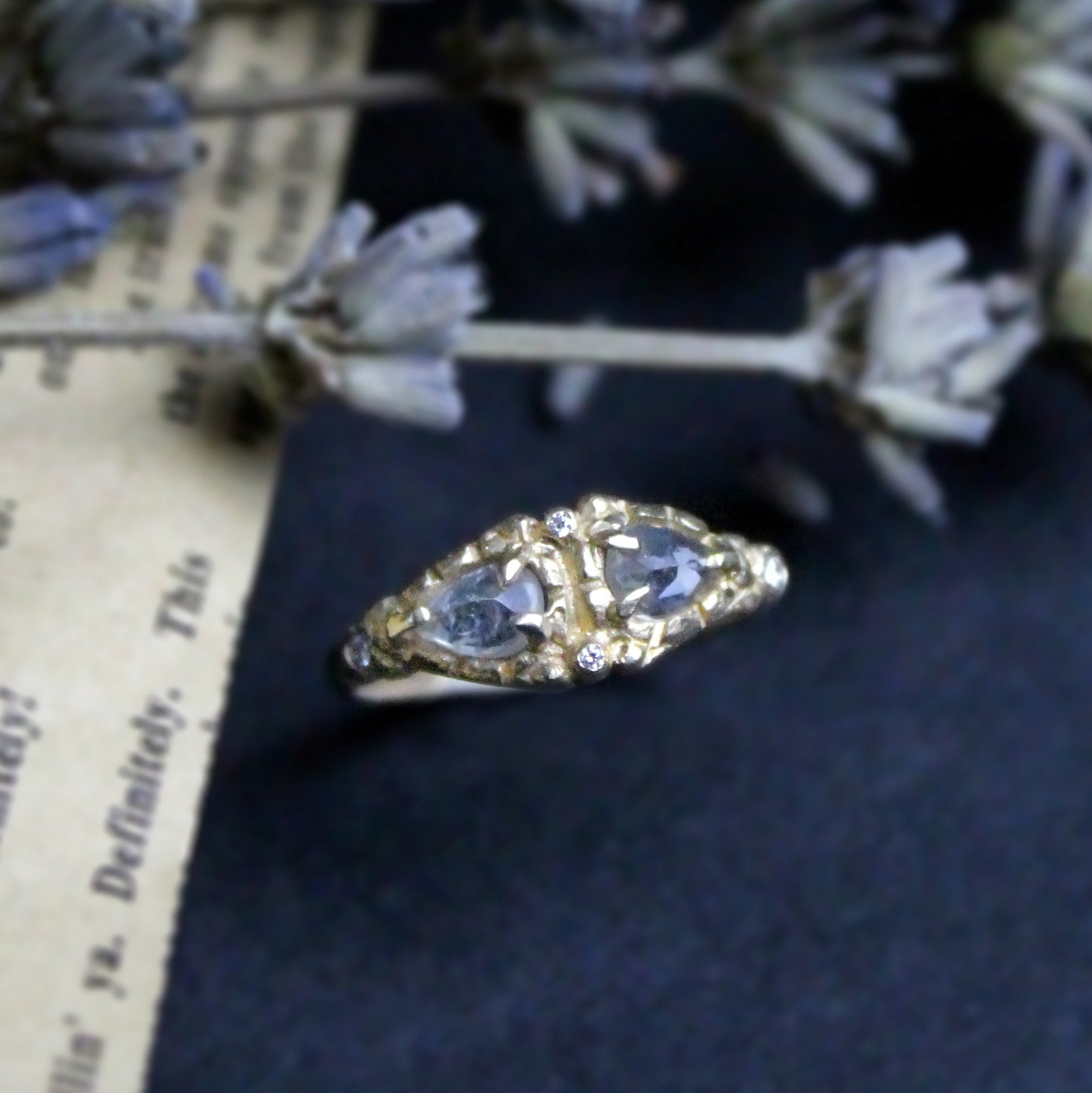 Masque Ring