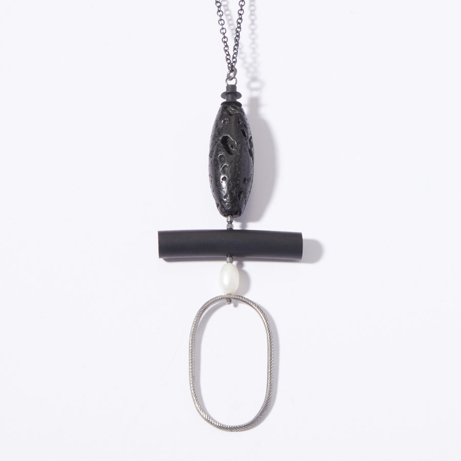 Oval and Black Stone Necklace