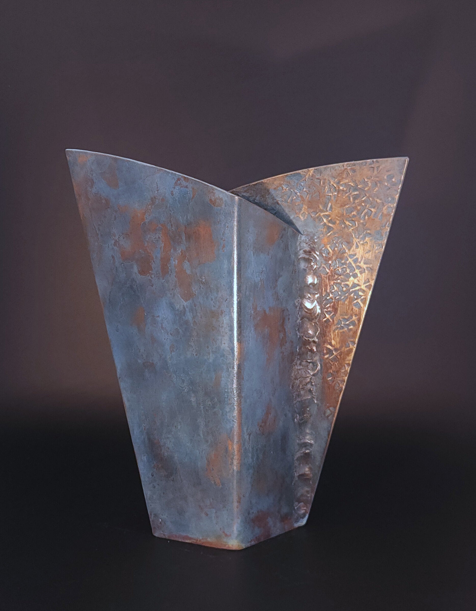 Small Samara vase in antique blue