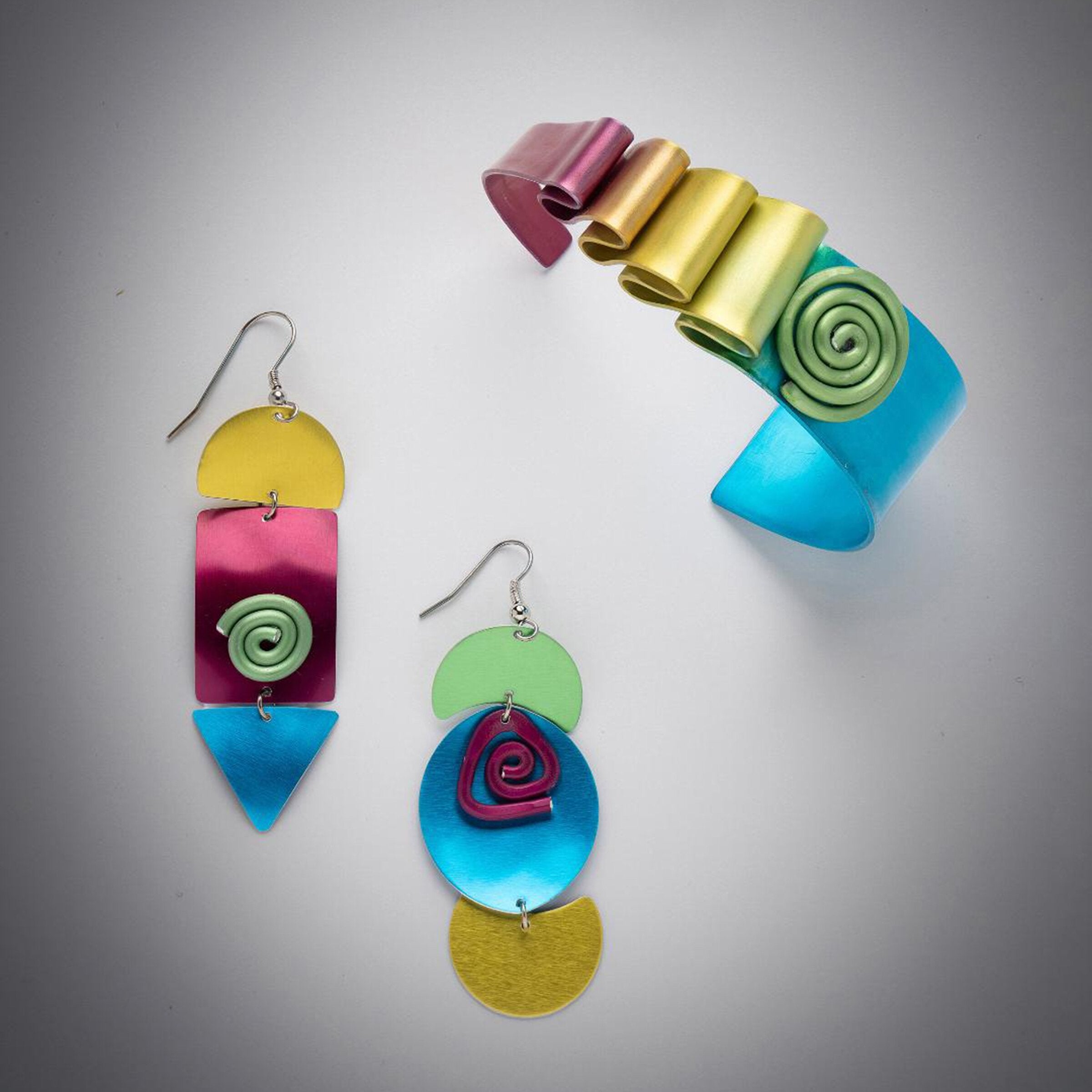 pairs well with the Hawaiian Surf Earrings
