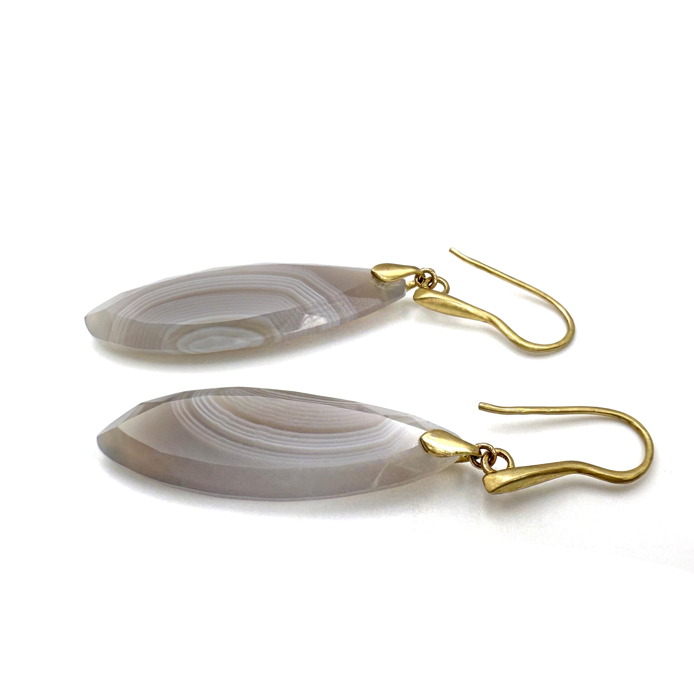 Agate Dancing Earrings