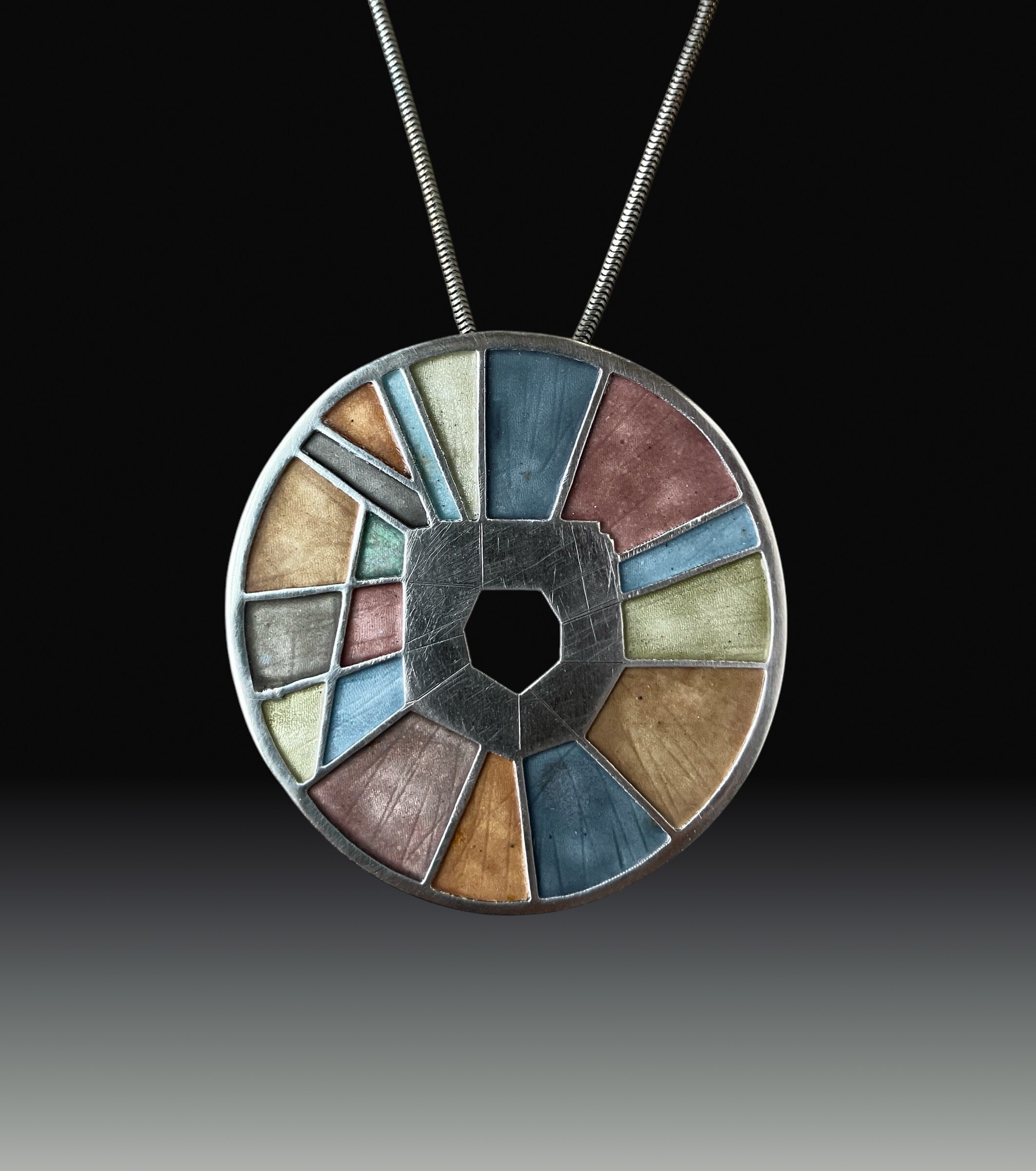Millstone Pendant