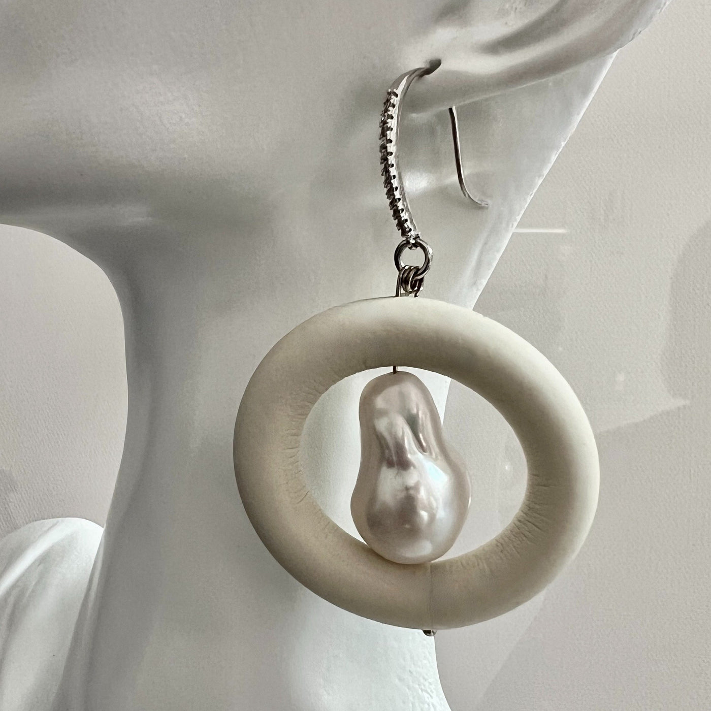Ivory Rubber Earrings with White Baroque Pearl