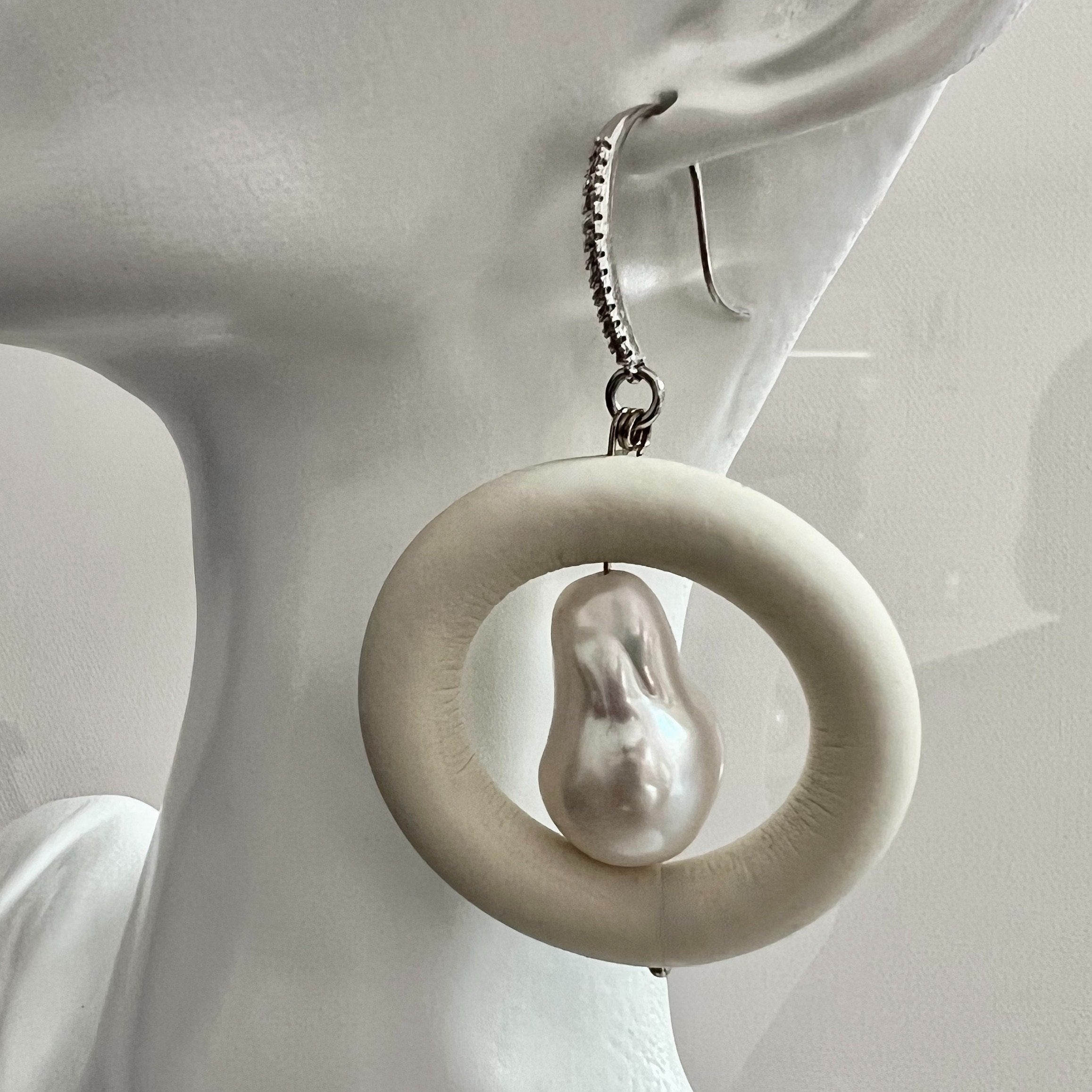 Ivory Rubber Earrings with White Baroque Pearl