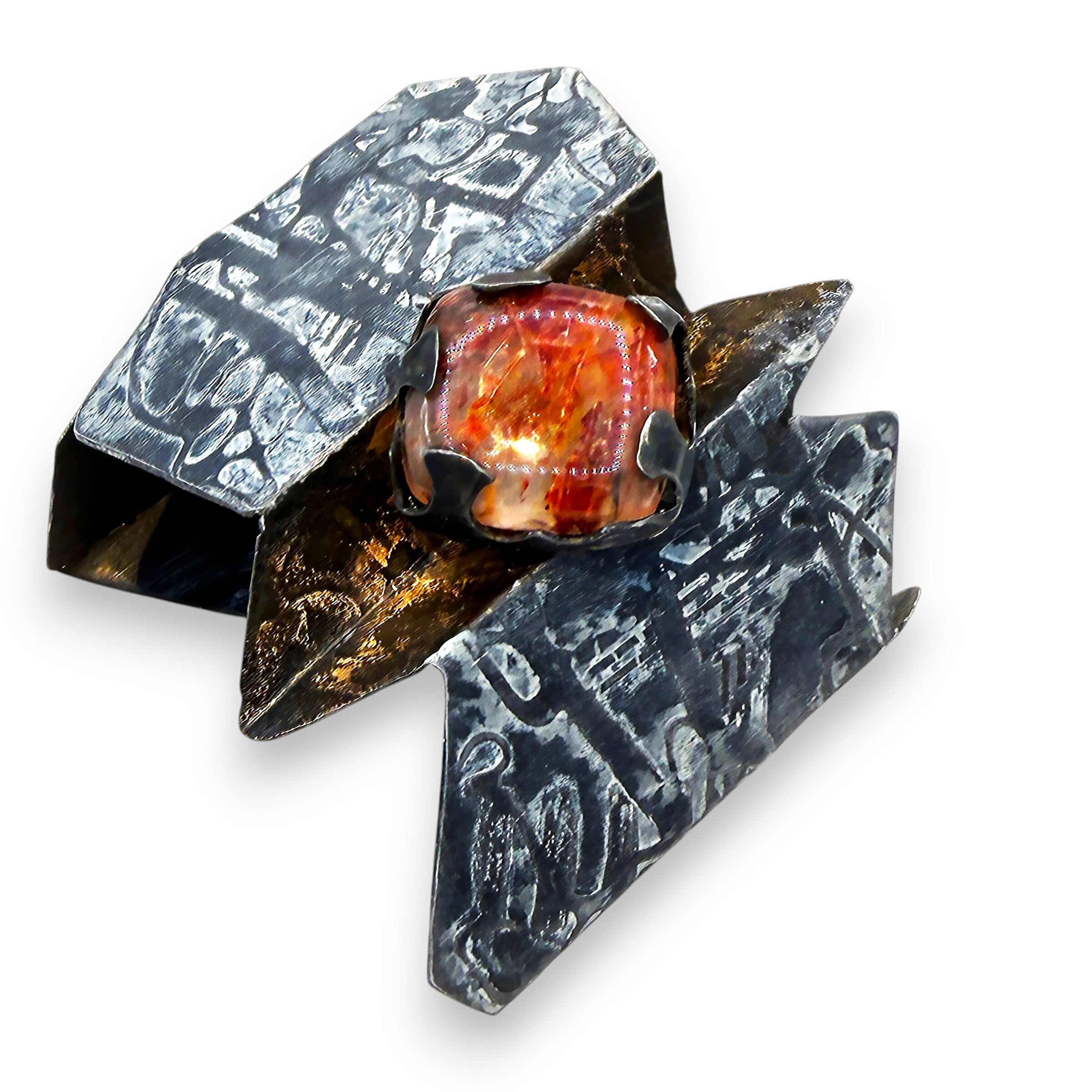 Hazama Cuff