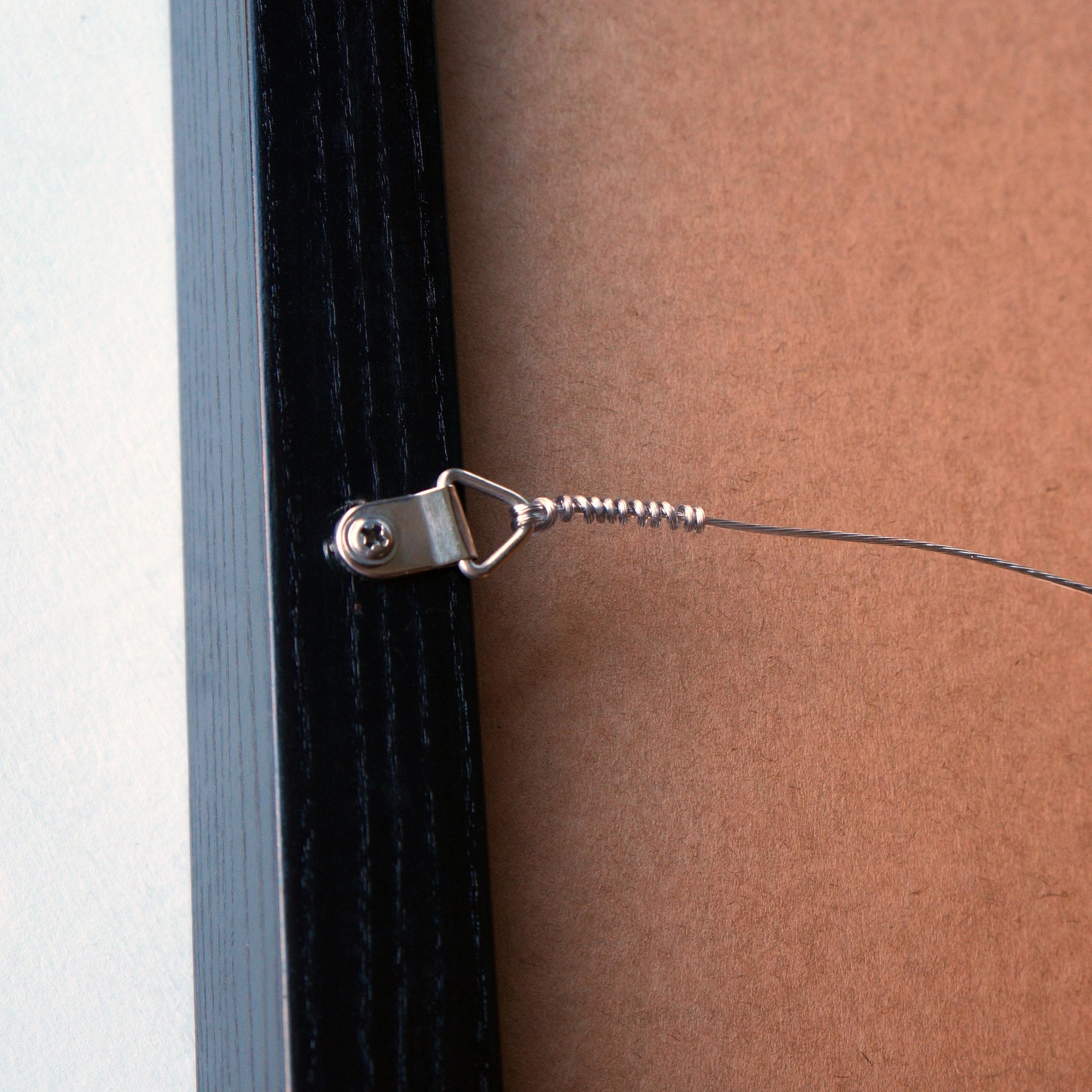 Backing hanging mechanism. 