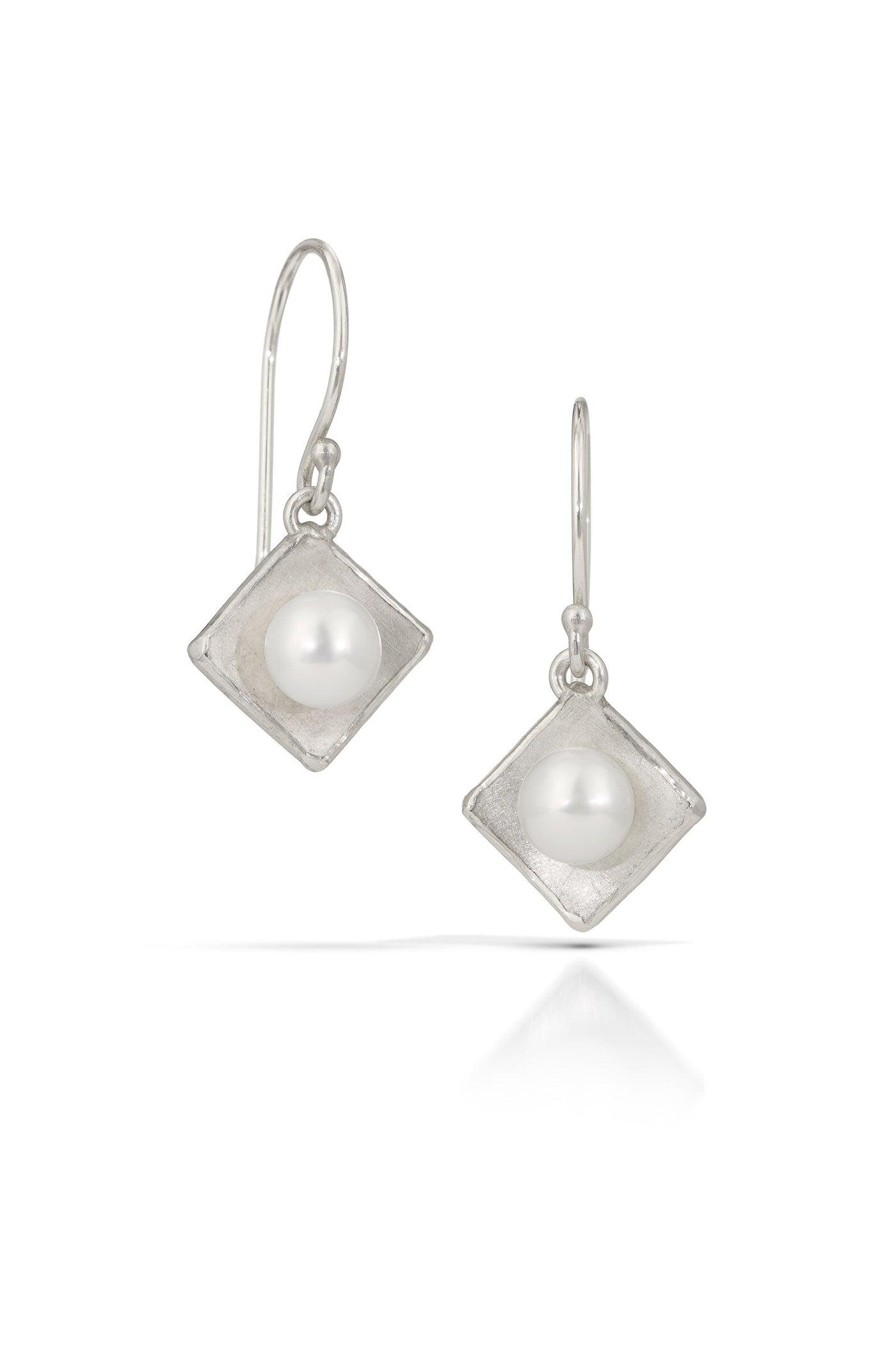 White Pearl, Small