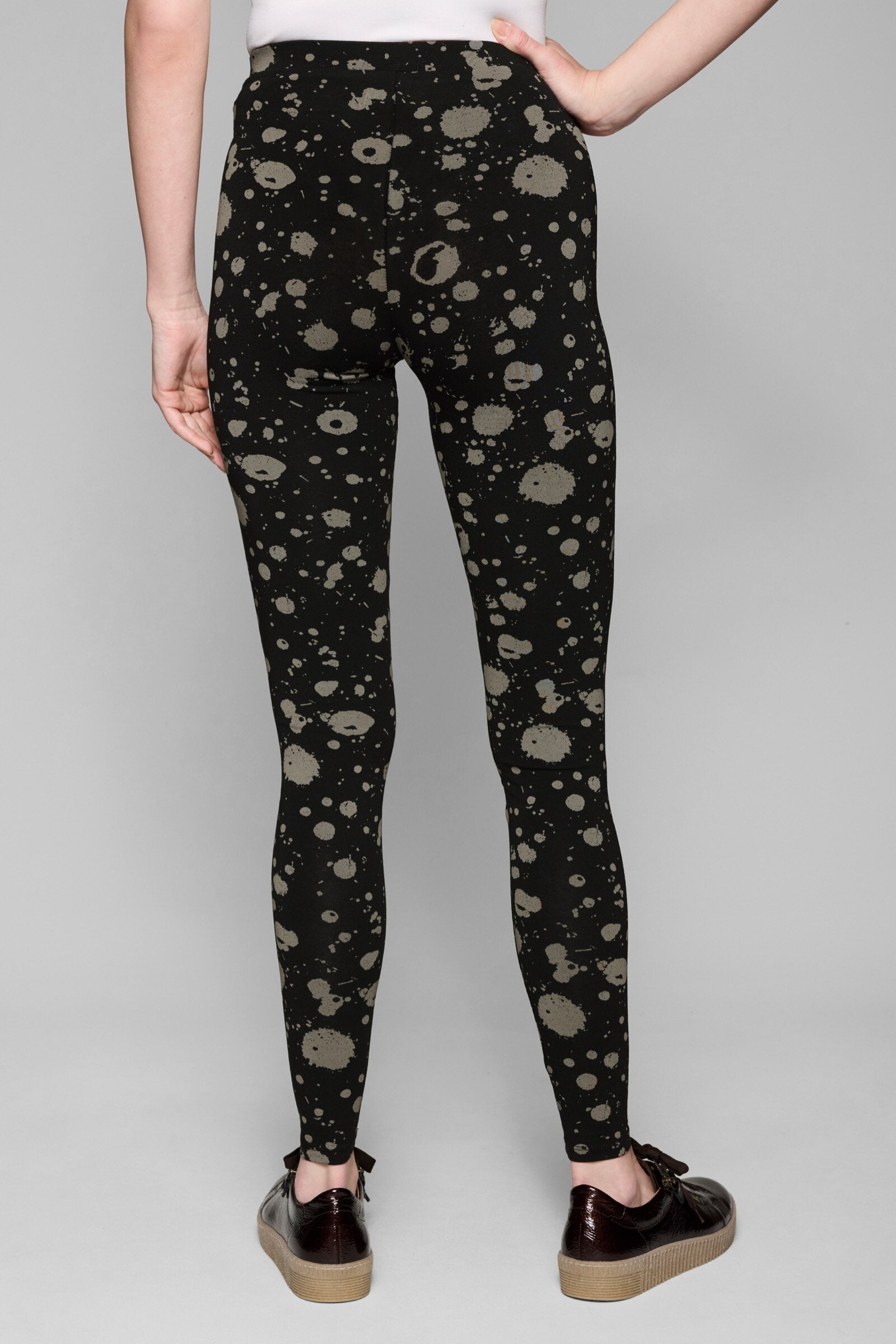 Black Splash Legging