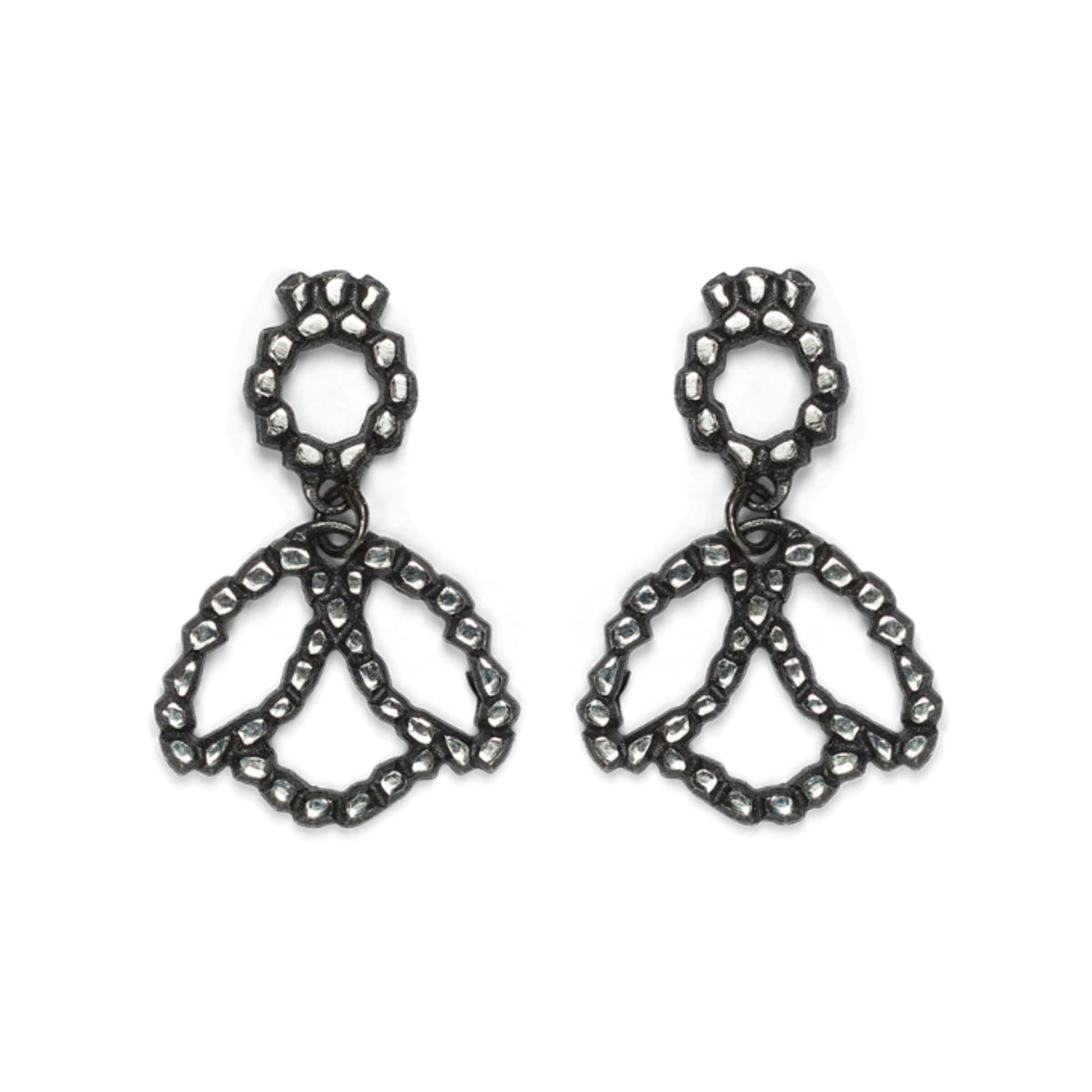 Victoria Trefoil Drop Earrings