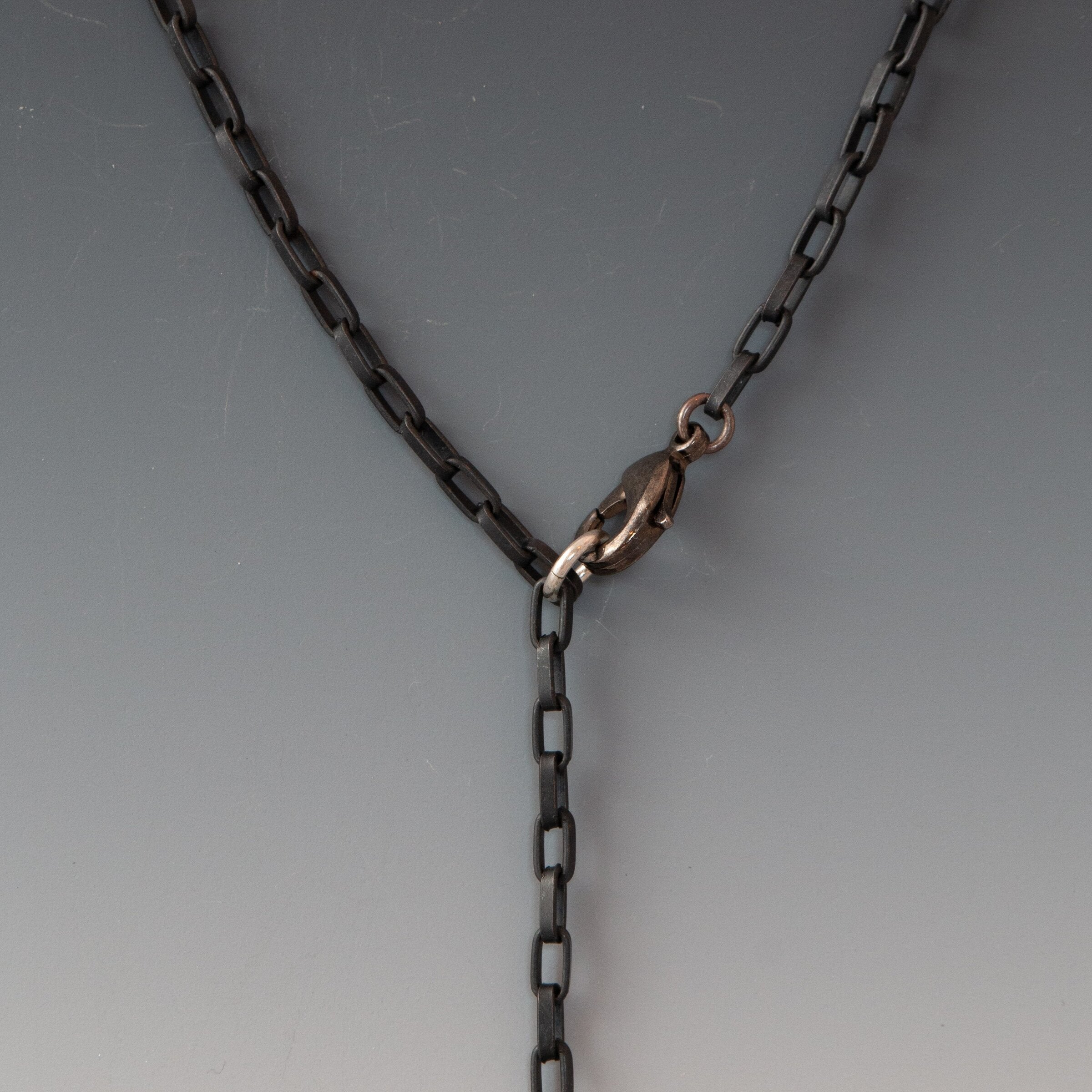 Red Square-Circle Frame Necklace