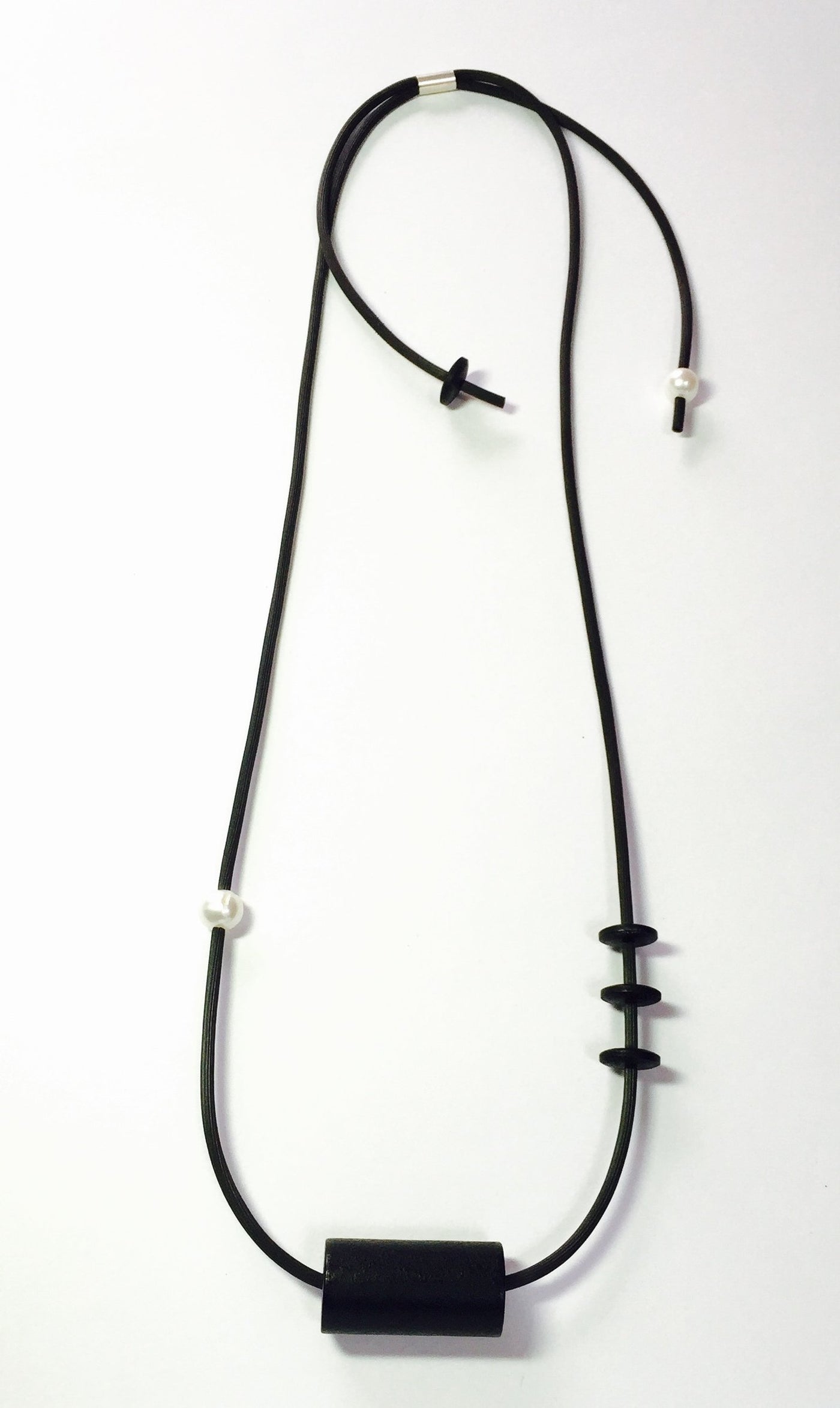 Simply Pearls 2 Necklace