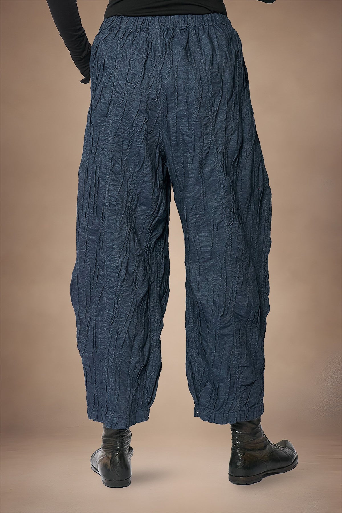 MMTS Holiday 2026 Barrel Pant